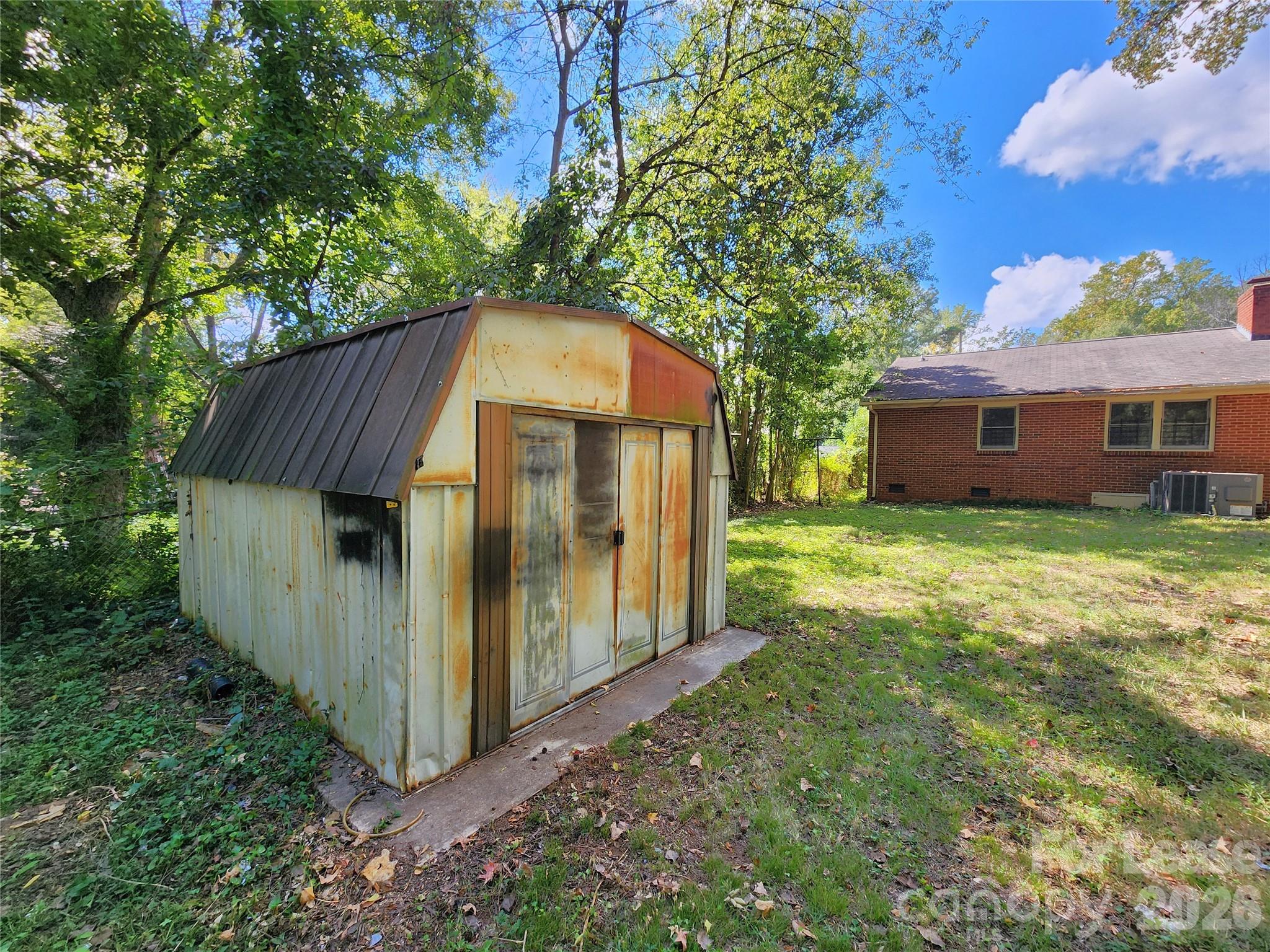 1621 Eastway Drive Property Photo 21
