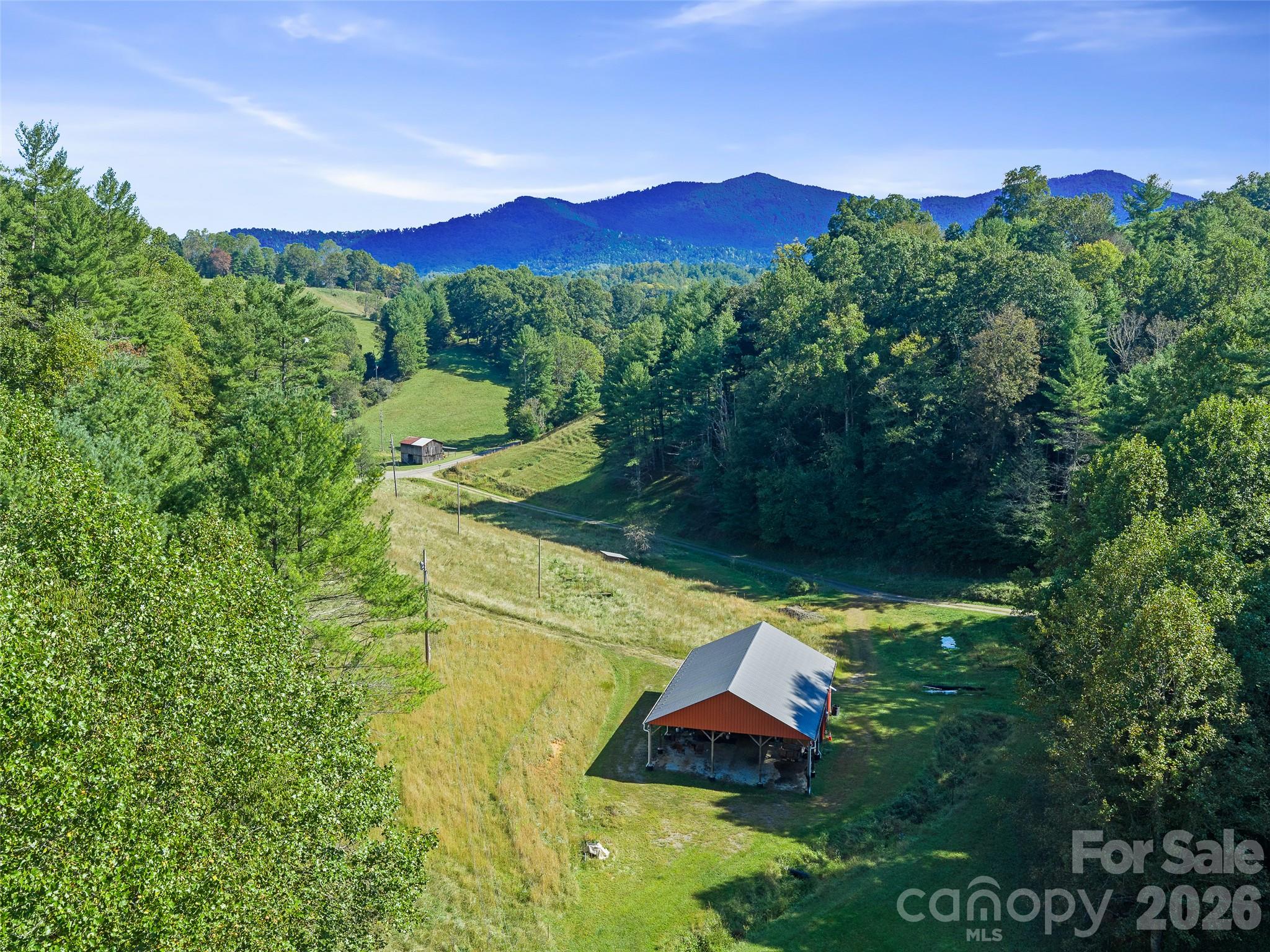 210 Fog Hollow Drive Property Photo 1