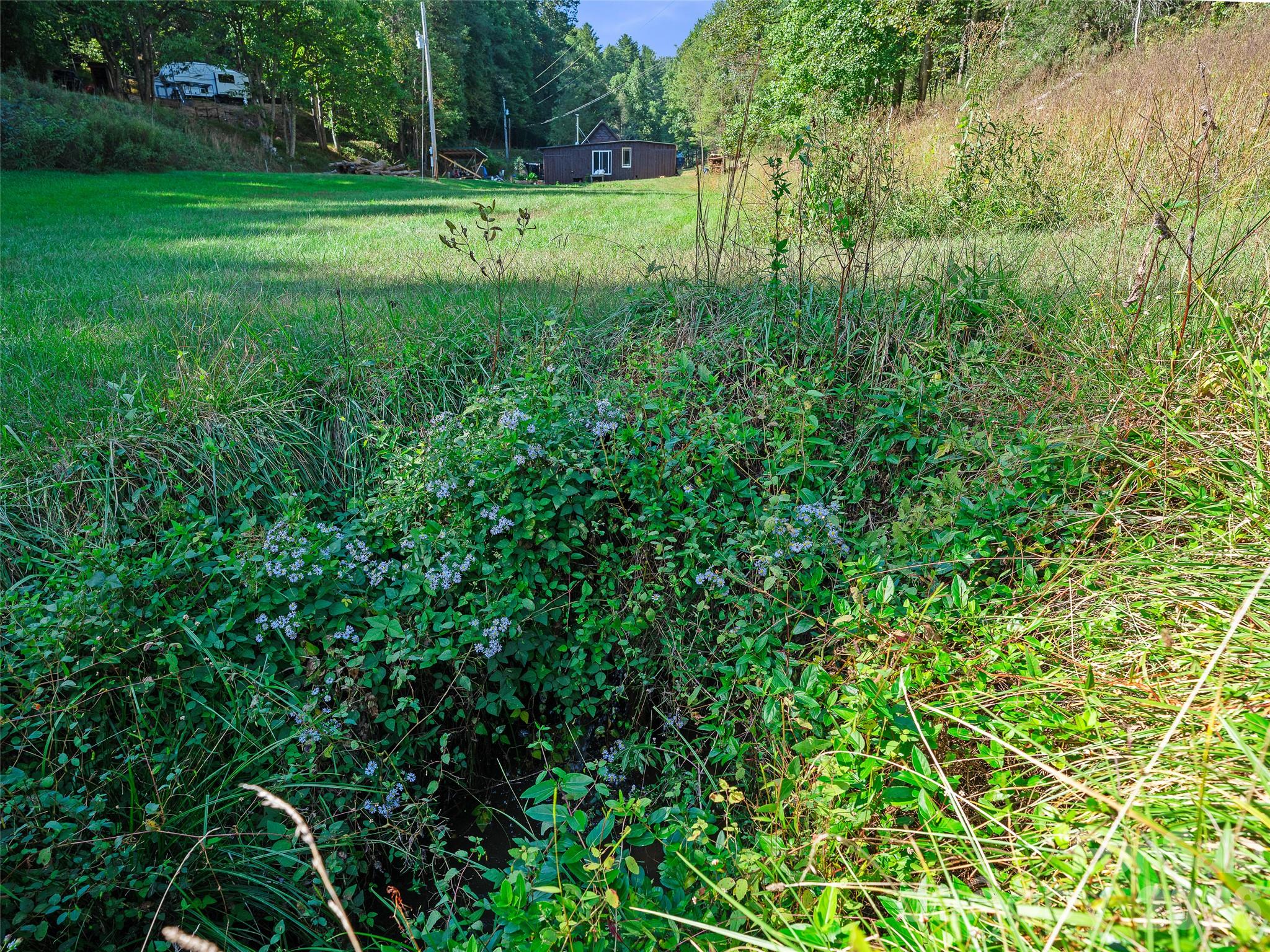 210 Fog Hollow Drive Property Photo 10