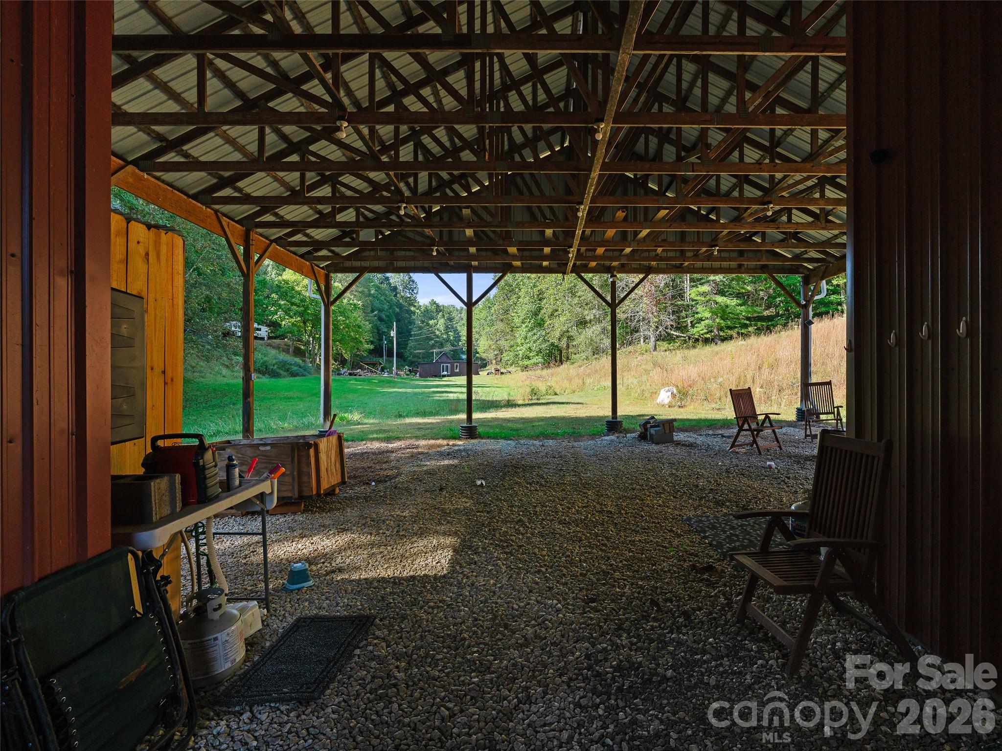 210 Fog Hollow Drive Property Photo 13