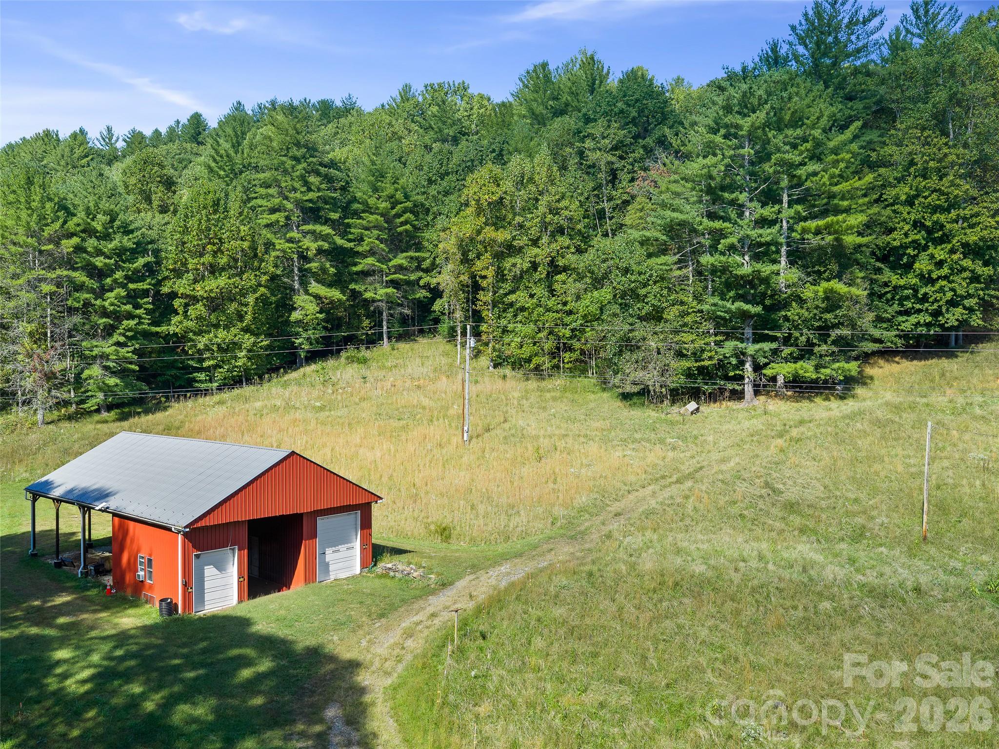 210 Fog Hollow Drive Property Photo 16
