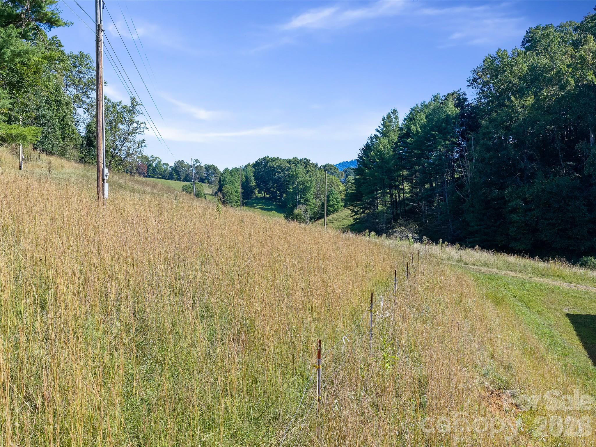 210 Fog Hollow Drive Property Photo 20