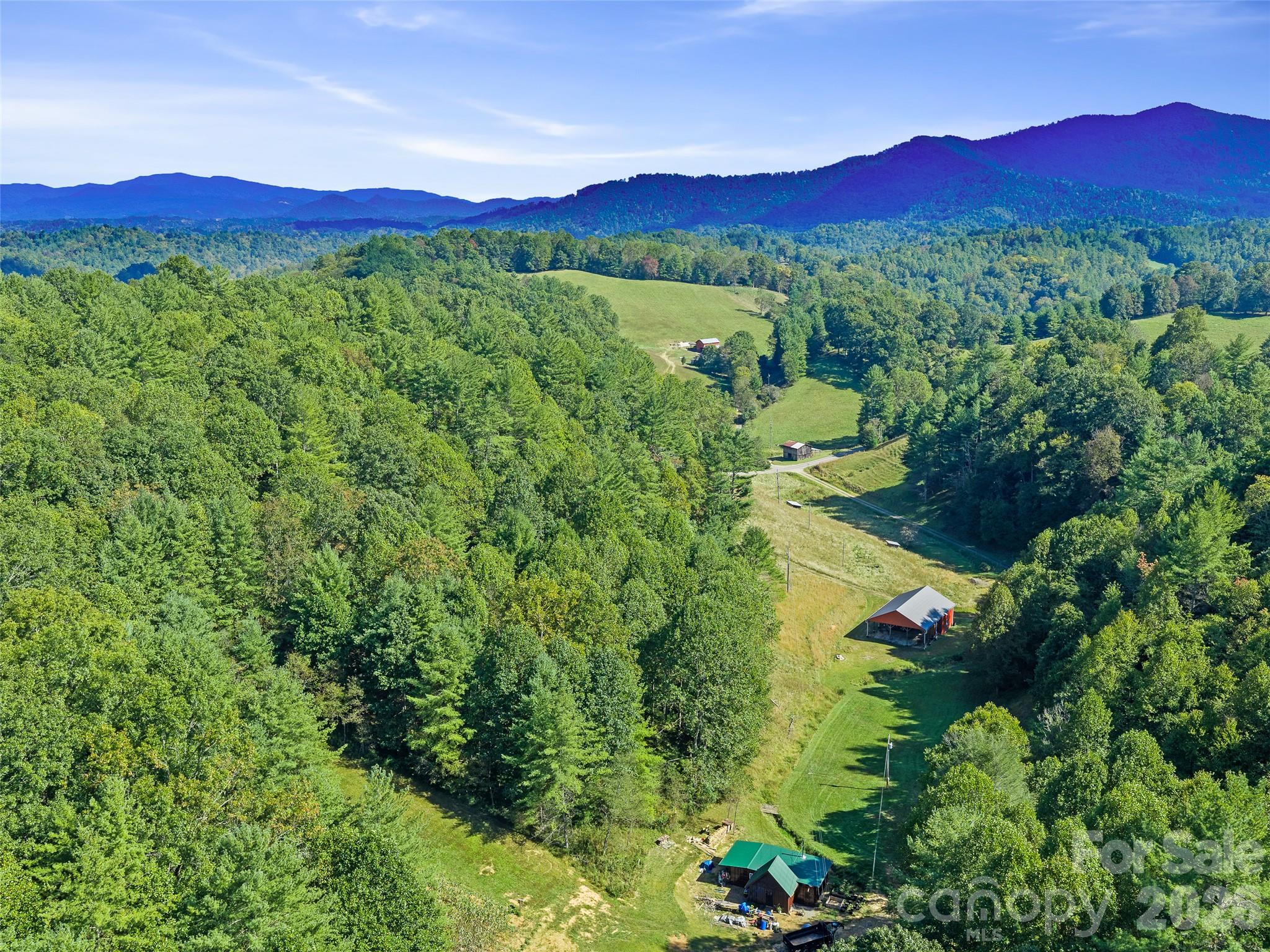 210 Fog Hollow Drive Property Photo 21