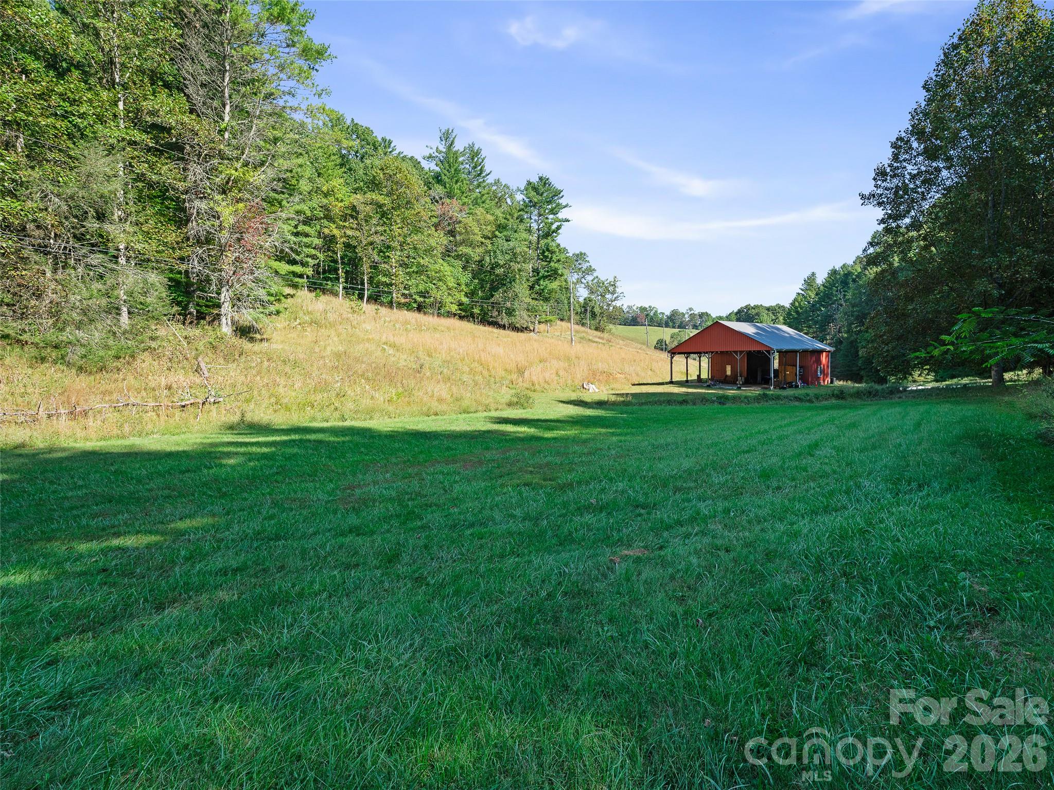 210 Fog Hollow Drive Property Photo 24
