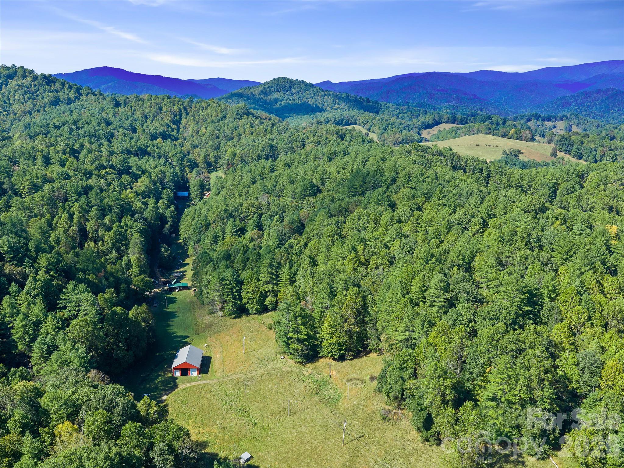 210 Fog Hollow Drive Property Photo 25