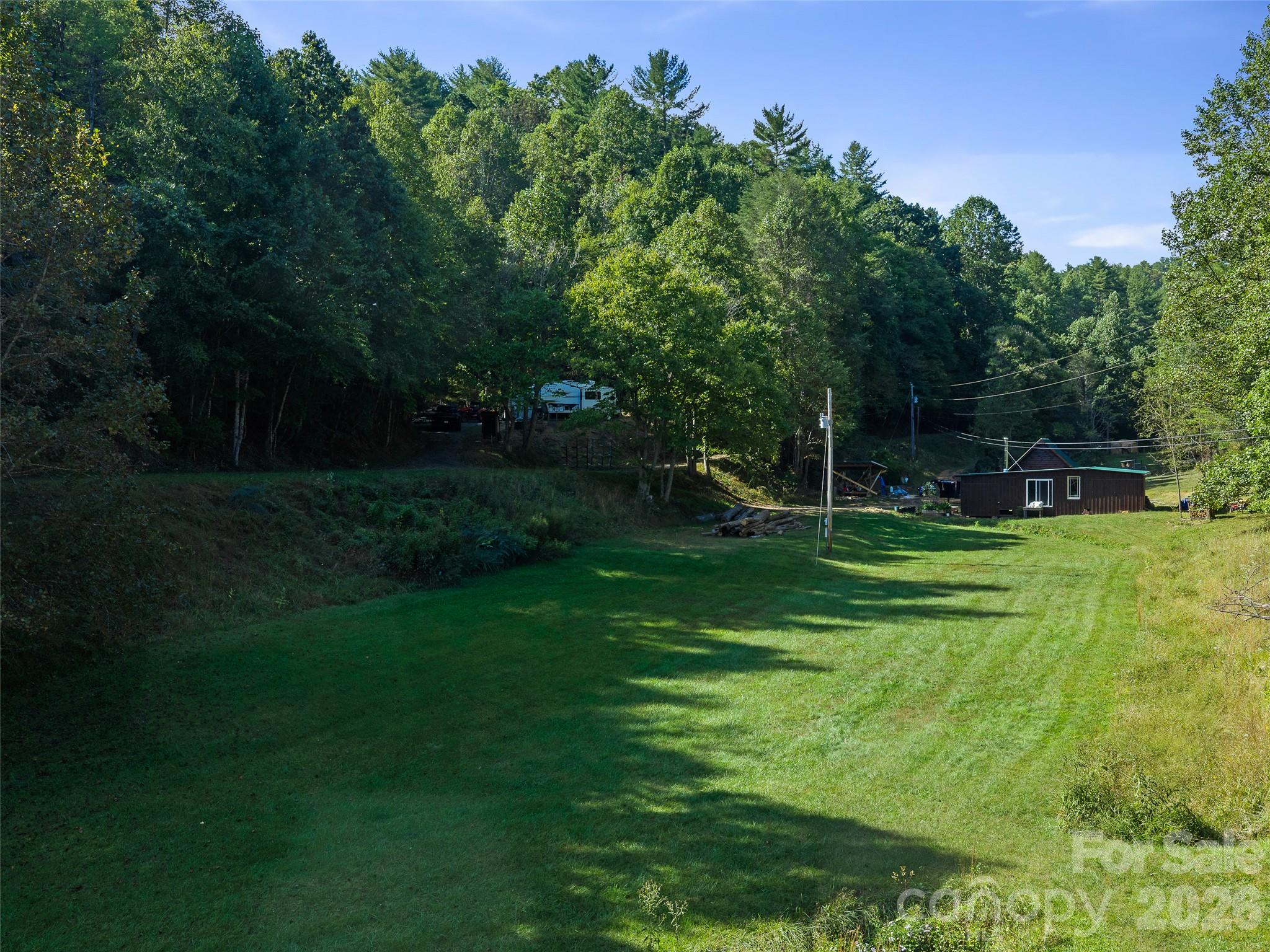 210 Fog Hollow Drive Property Photo 28