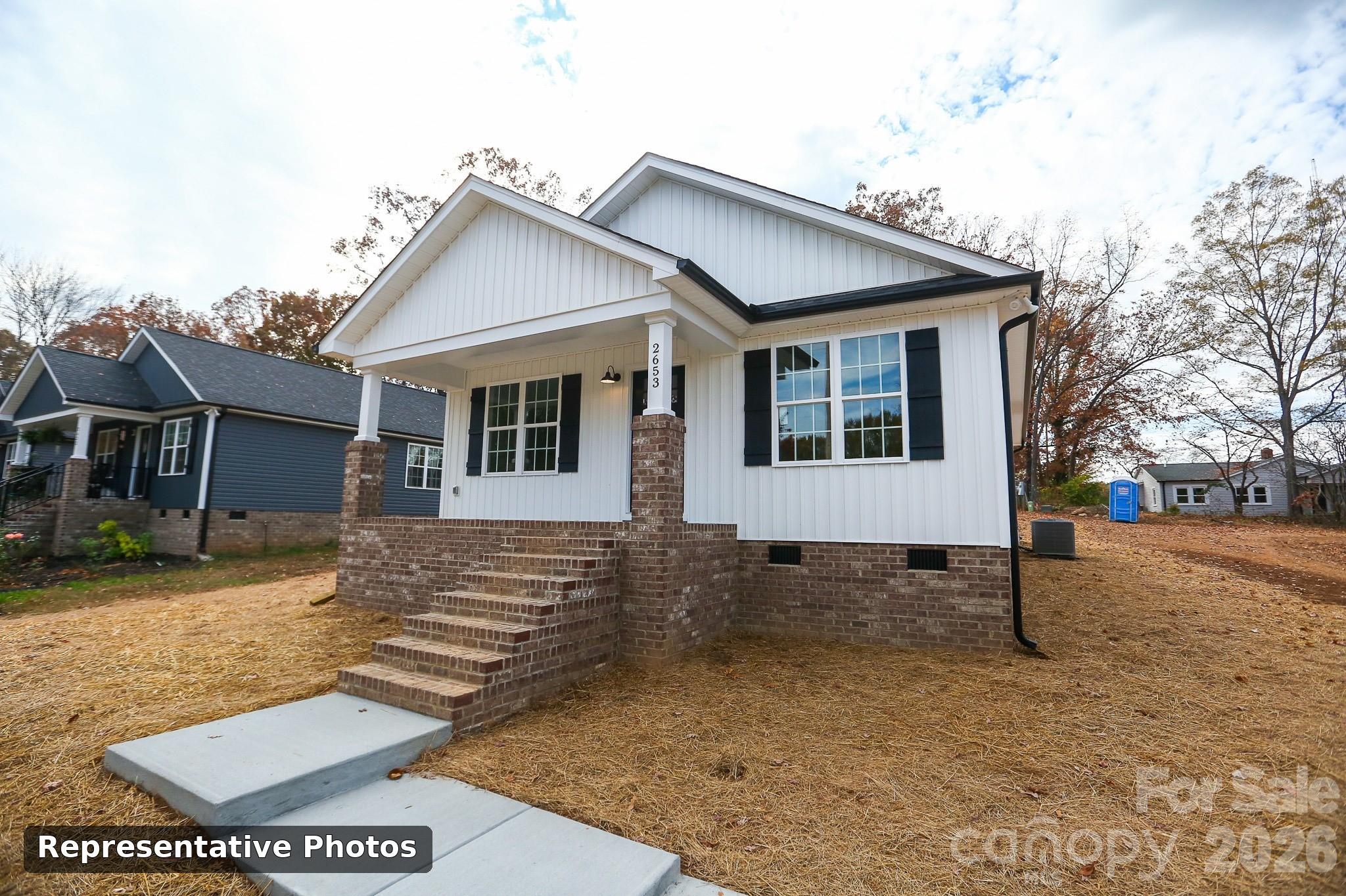 2693 Brady Avenue Property Photo 1