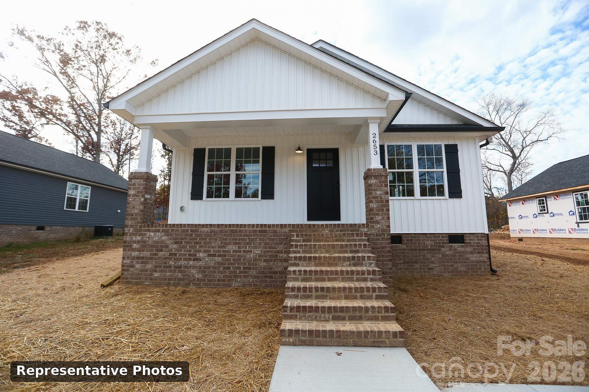 2693 Brady Avenue Property Photo 2