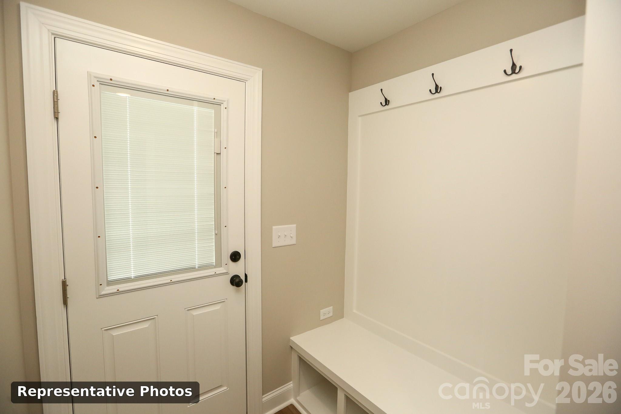 2693 Brady Avenue Property Photo 16