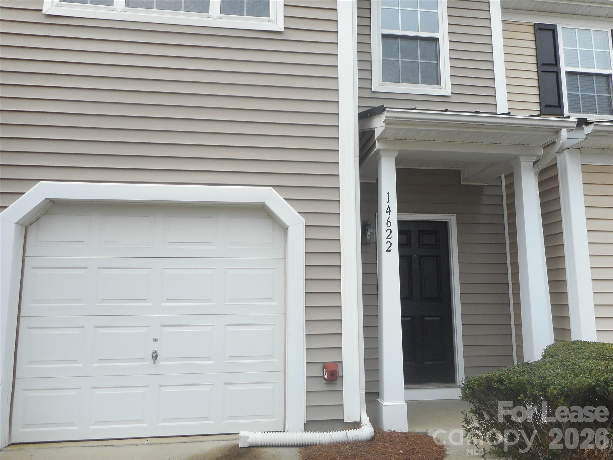 14622 Lions Paw Street Property Photo 2