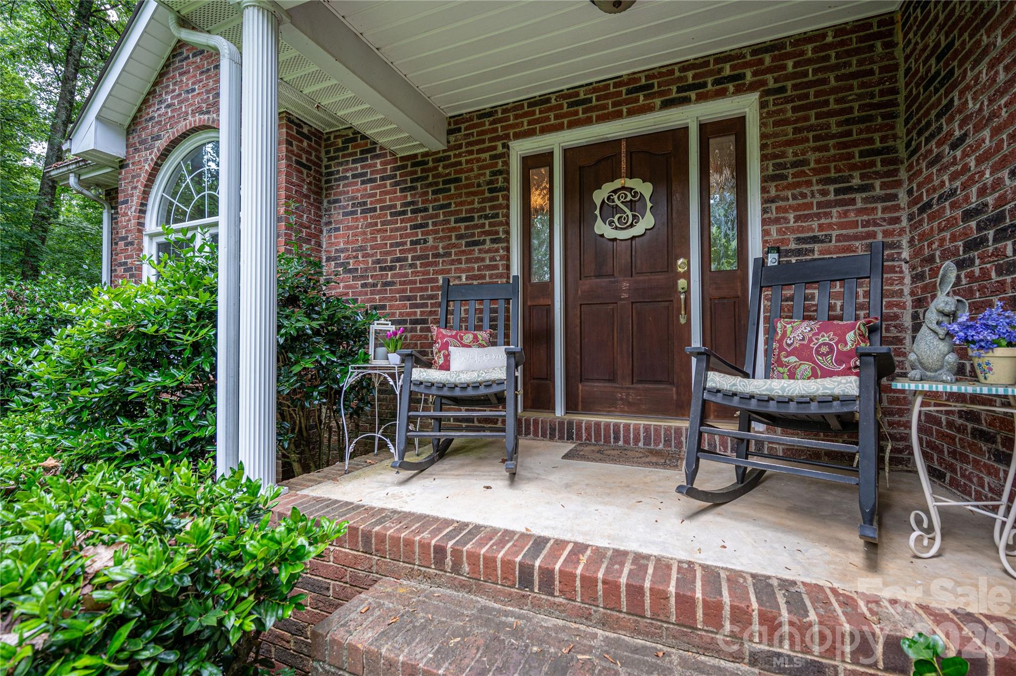 645 Deerfield Drive Property Photo 7