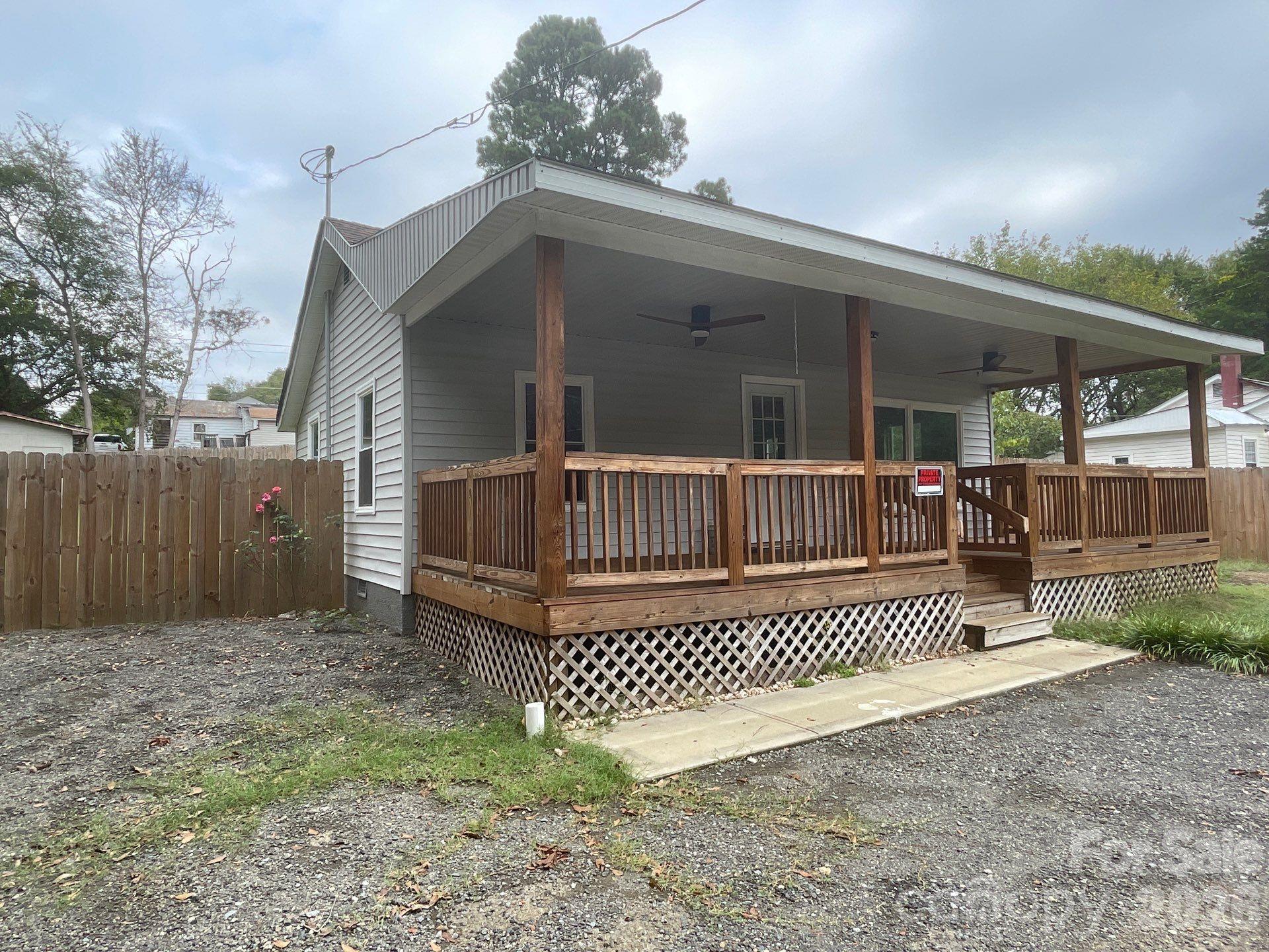 109 Walnut Avenue Property Photo 1