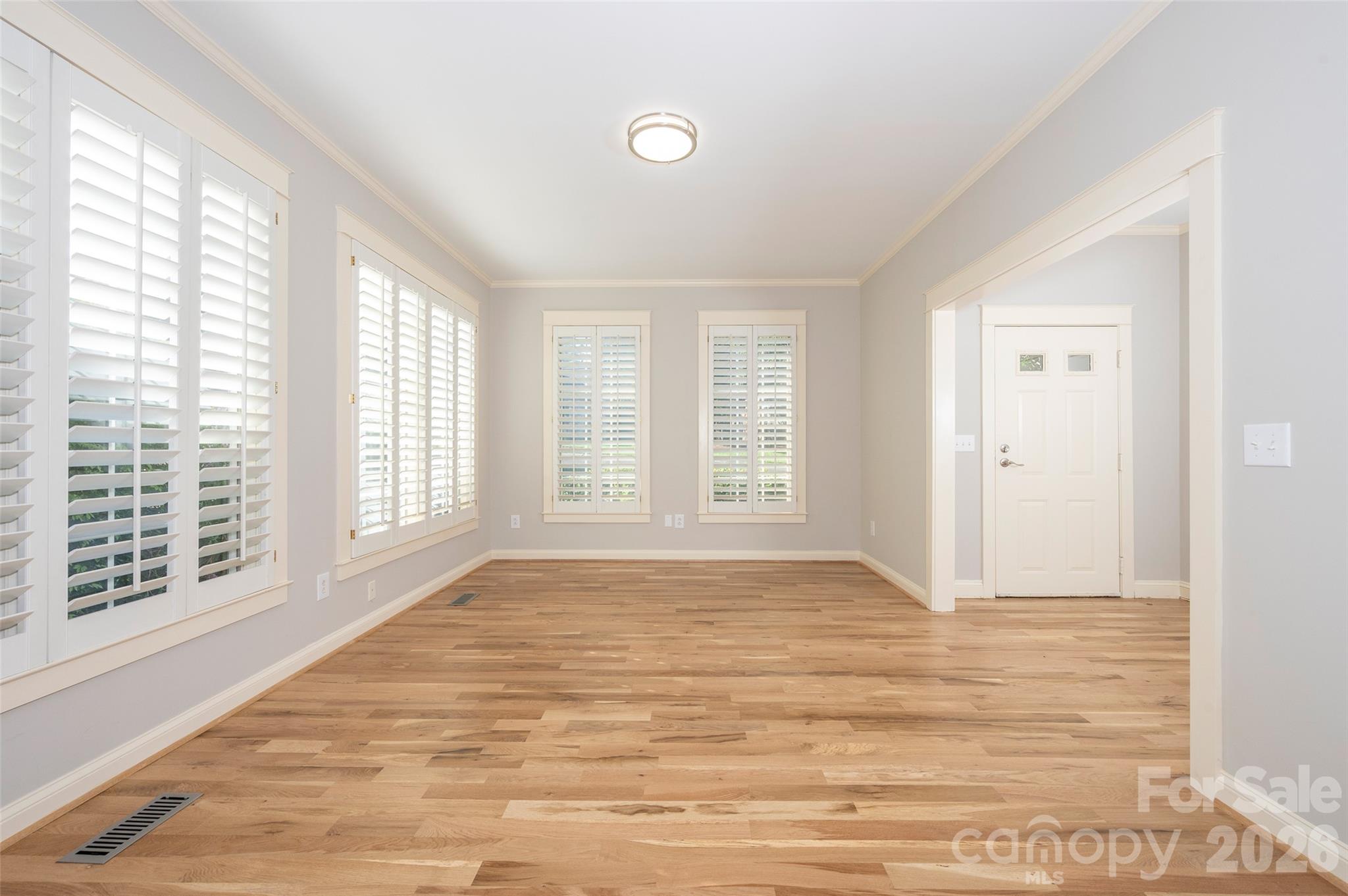 119 Linden Place Property Photo 7
