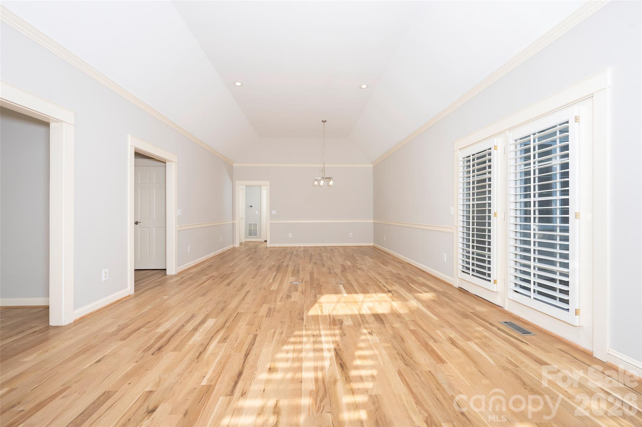 119 Linden Place Property Photo 11