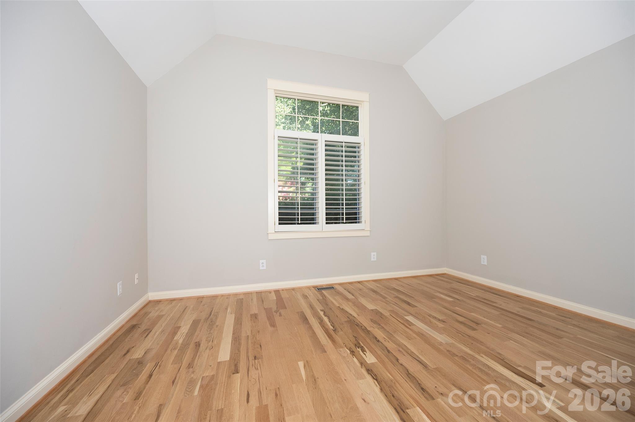 119 Linden Place Property Photo 17