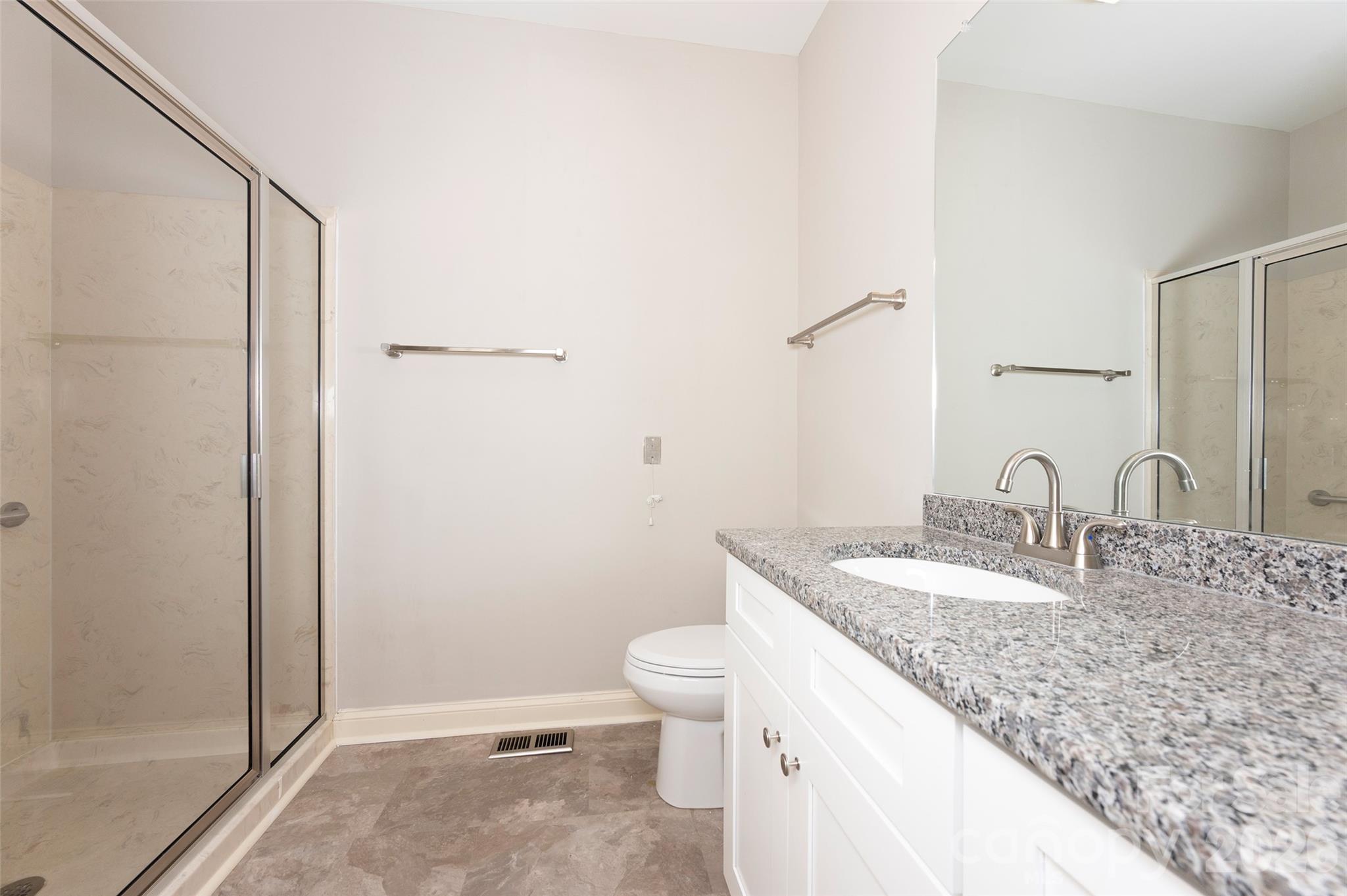 119 Linden Place Property Photo 18