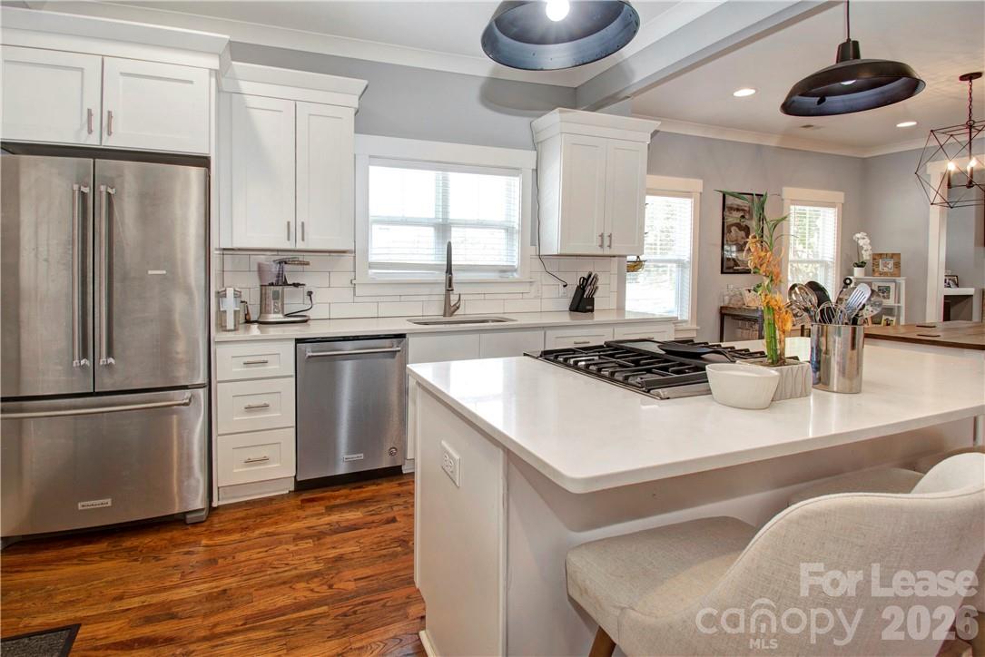 1416 Parkwood Avenue Property Photo 2