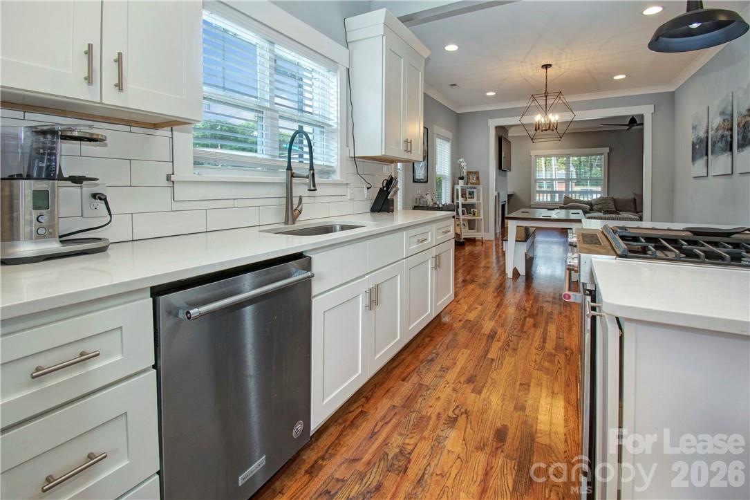 1416 Parkwood Avenue Property Photo 3