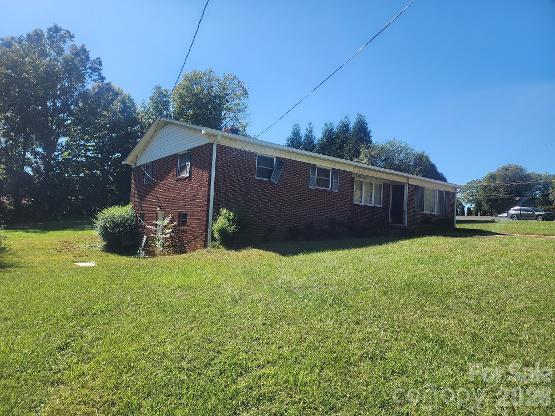 102 Garrison Drive Property Photo 2