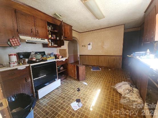 102 Garrison Drive Property Photo 7