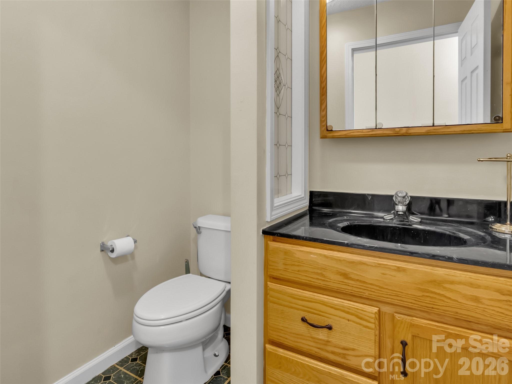 21 Eden Lane #25 Property Photo 11