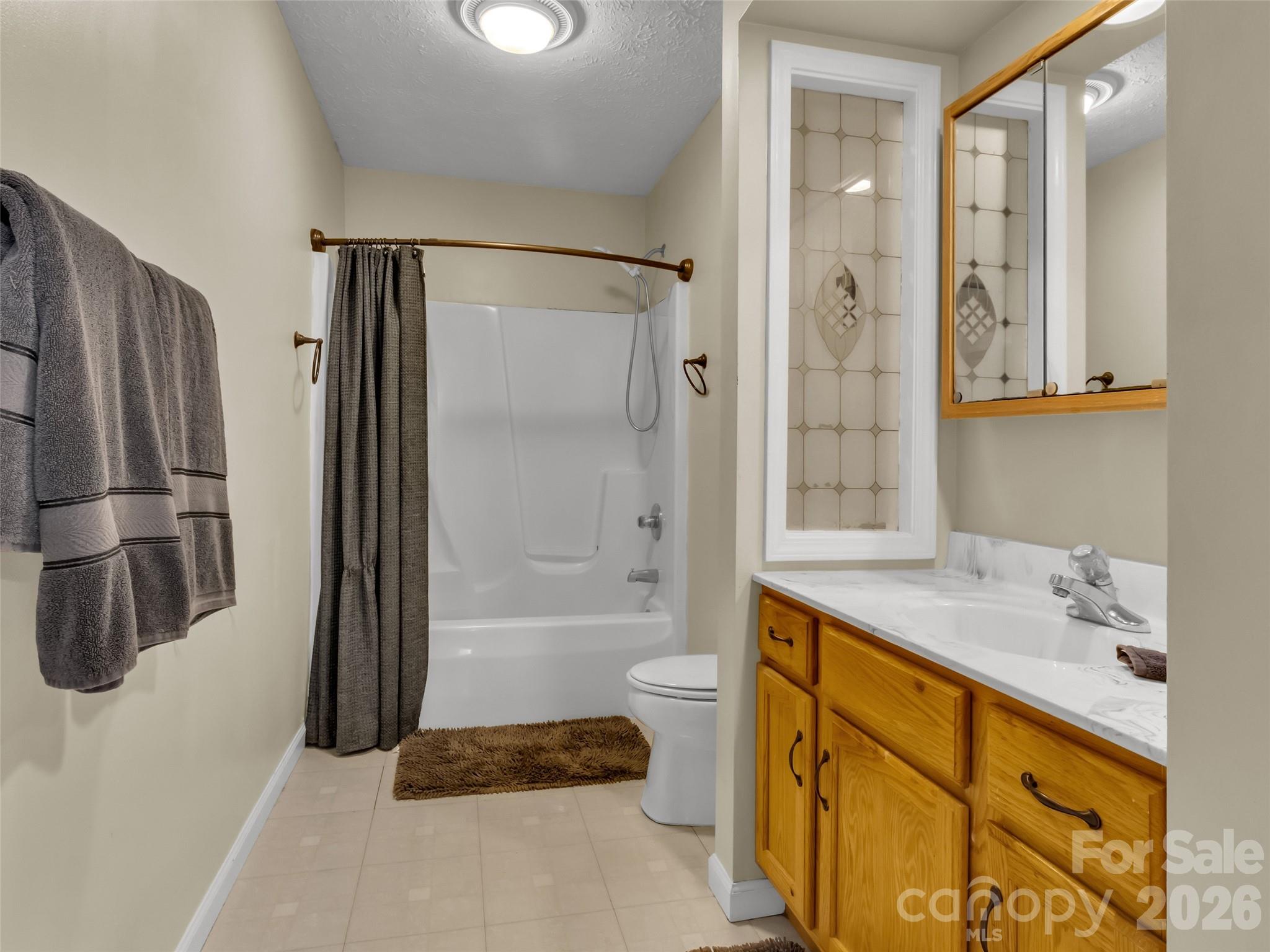 21 Eden Lane #25 Property Photo 17
