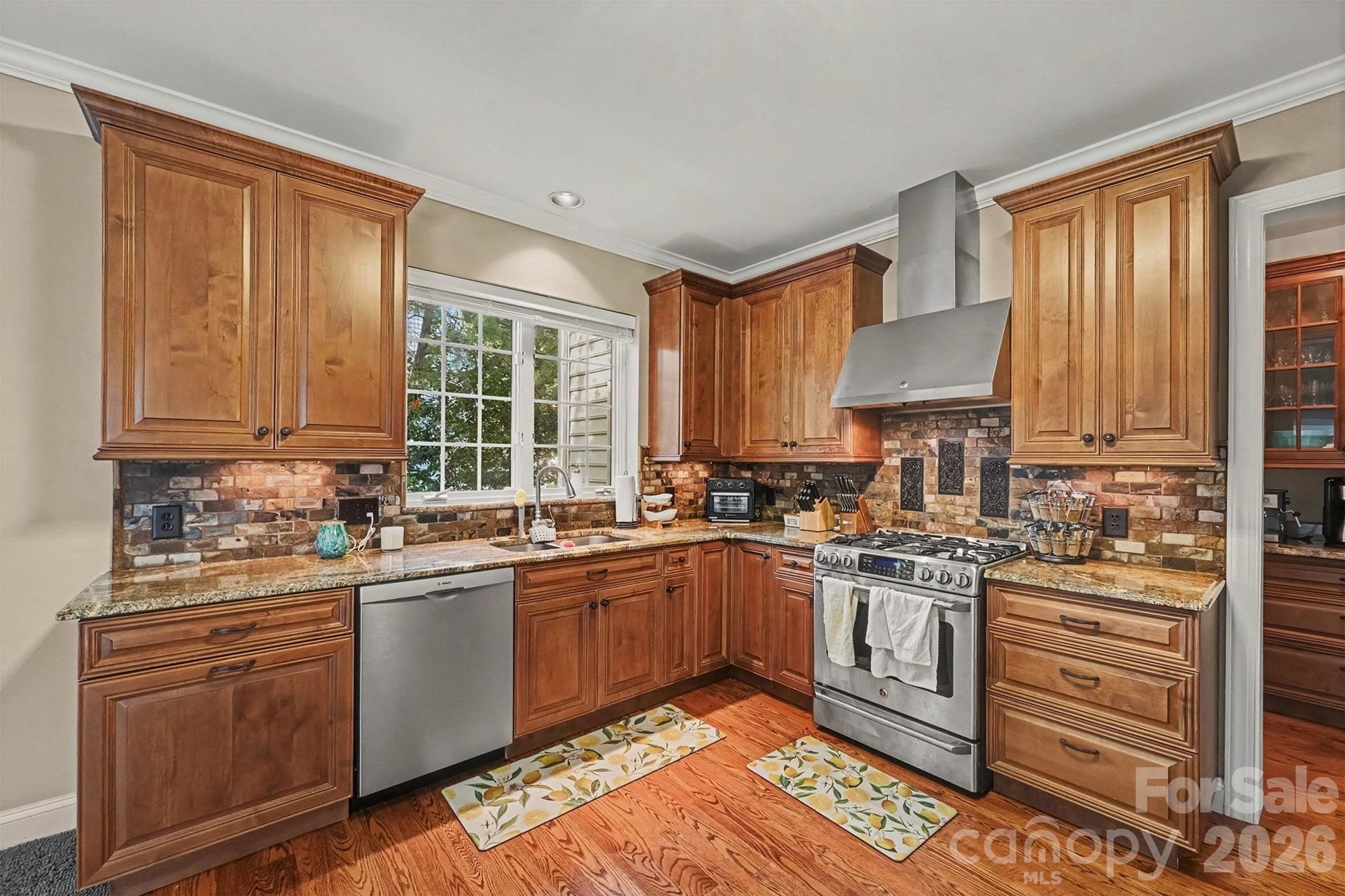 5523 Tullamore Lane Property Photo 10