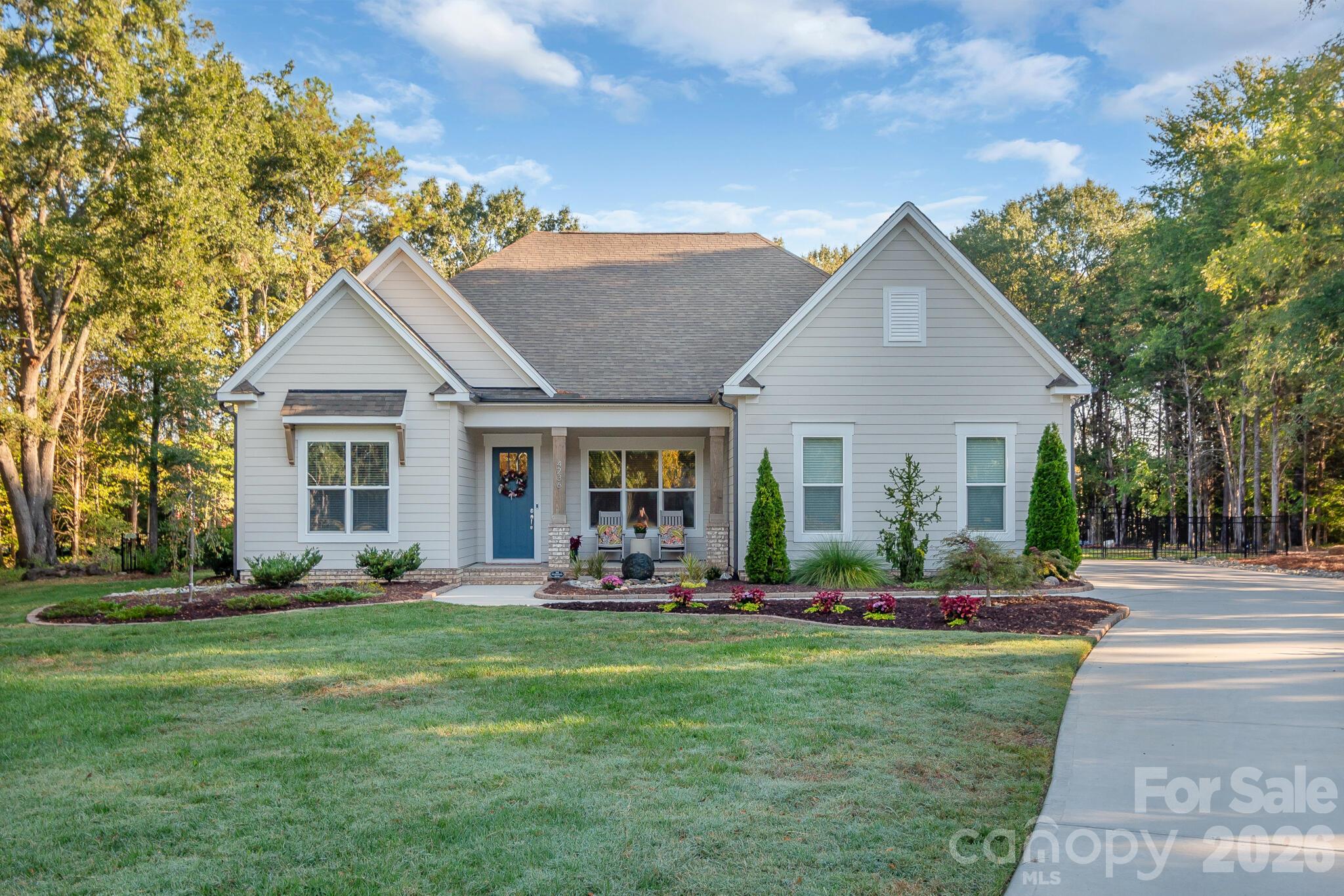 4236 Artdale Road Property Photo 1