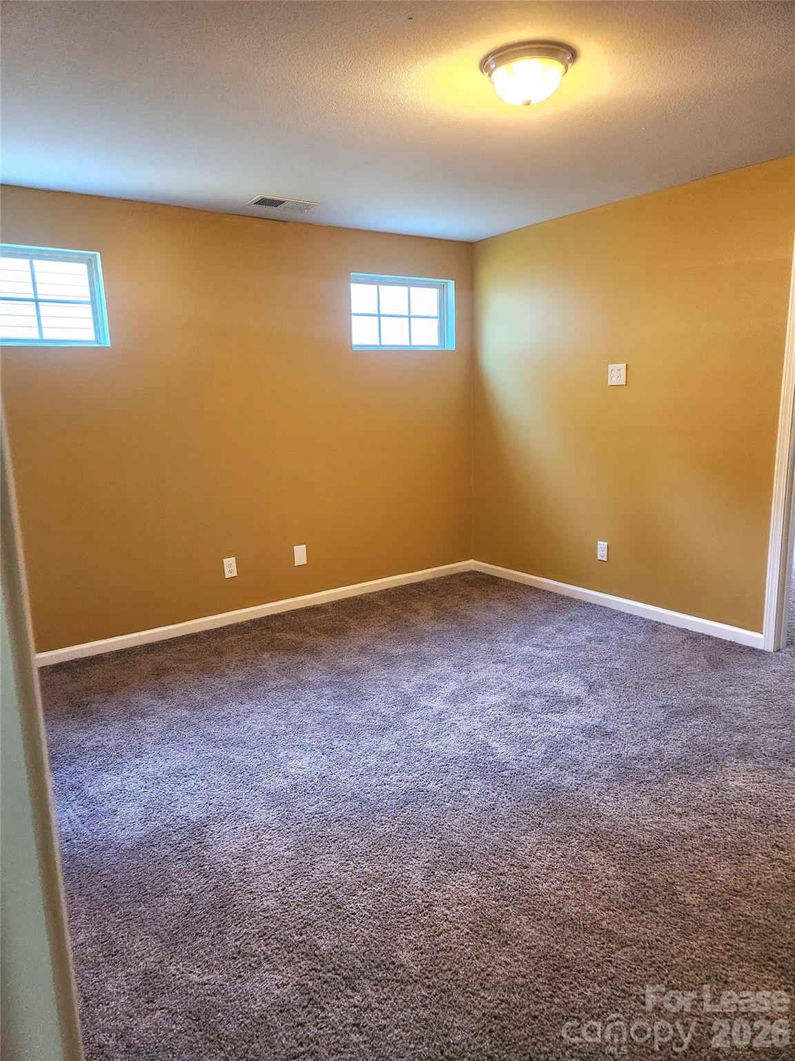 1168 Triple Crown Court Property Photo 17
