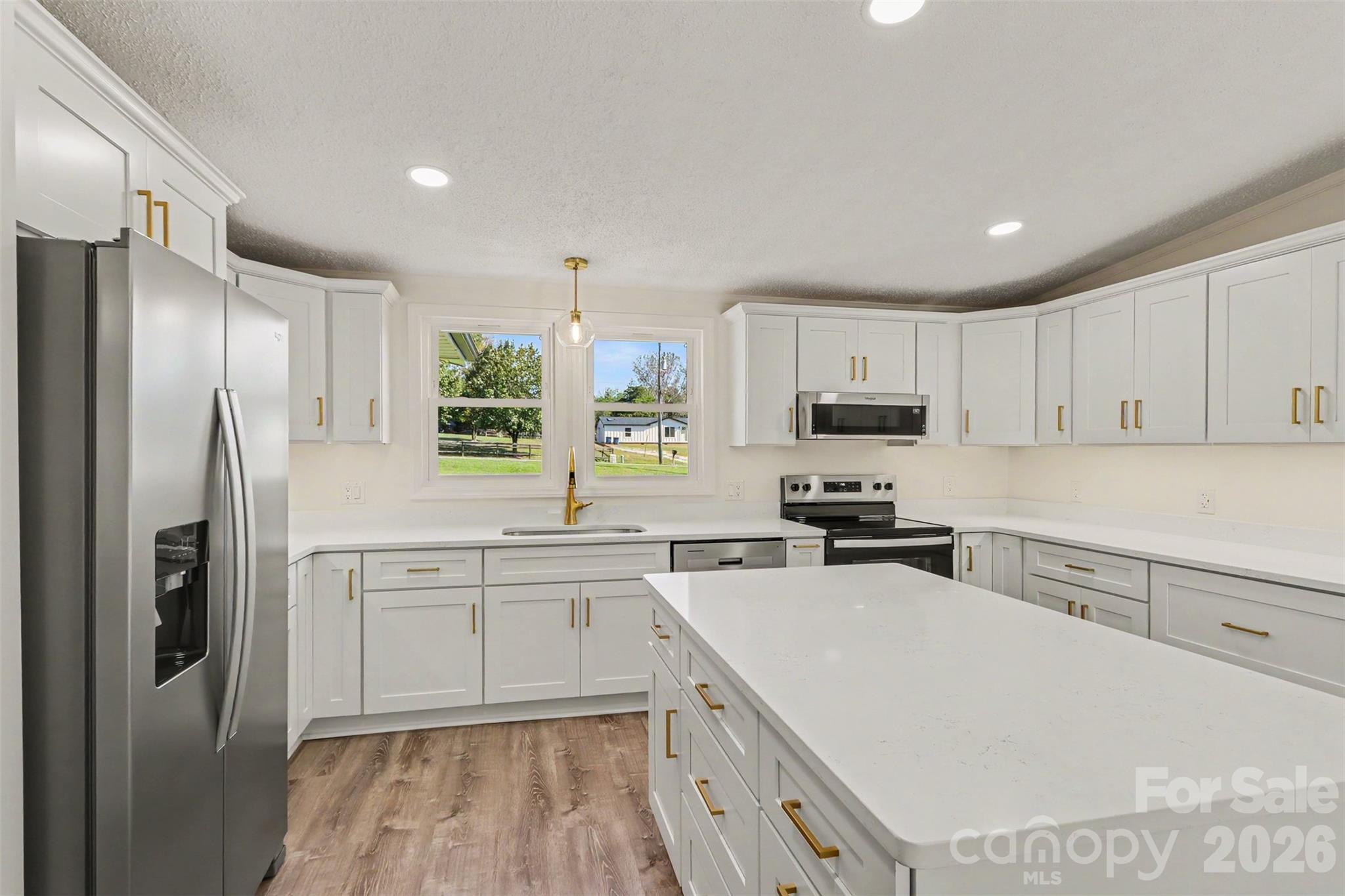 3560 New Potato Drive Property Photo 2