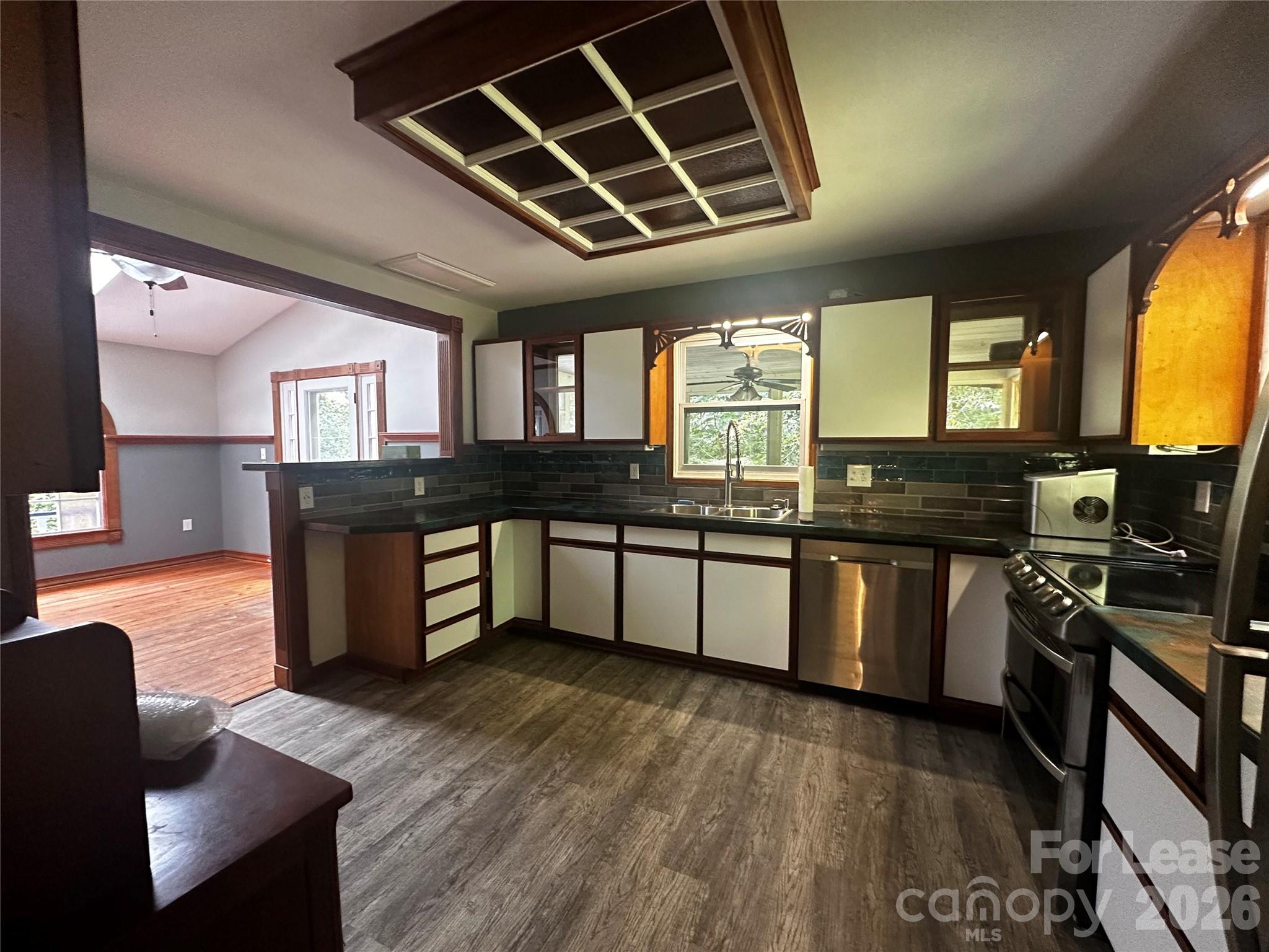 701 Deacon Road Property Photo 13