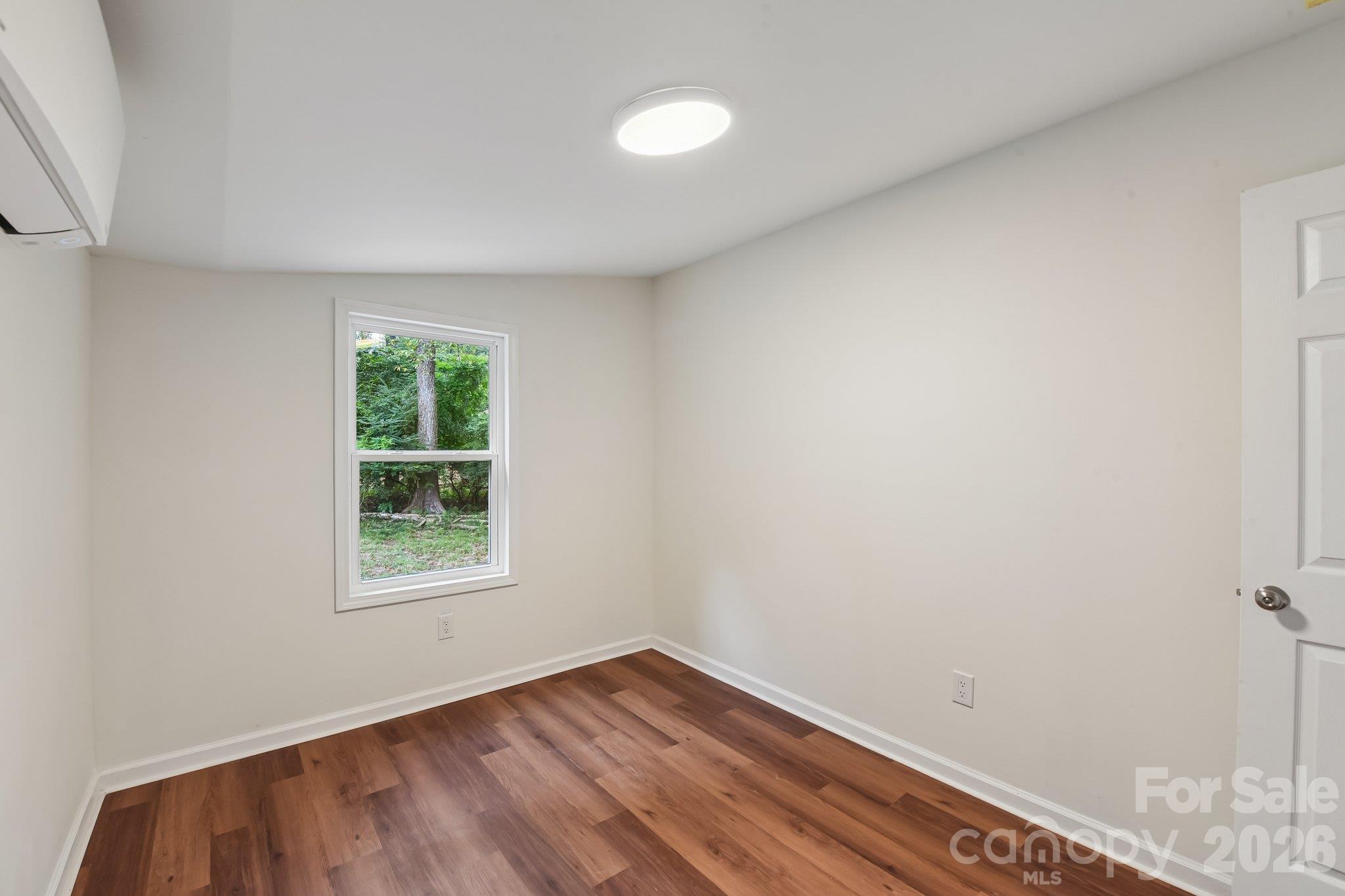 213 Kings Mountain Street B Property Photo 21