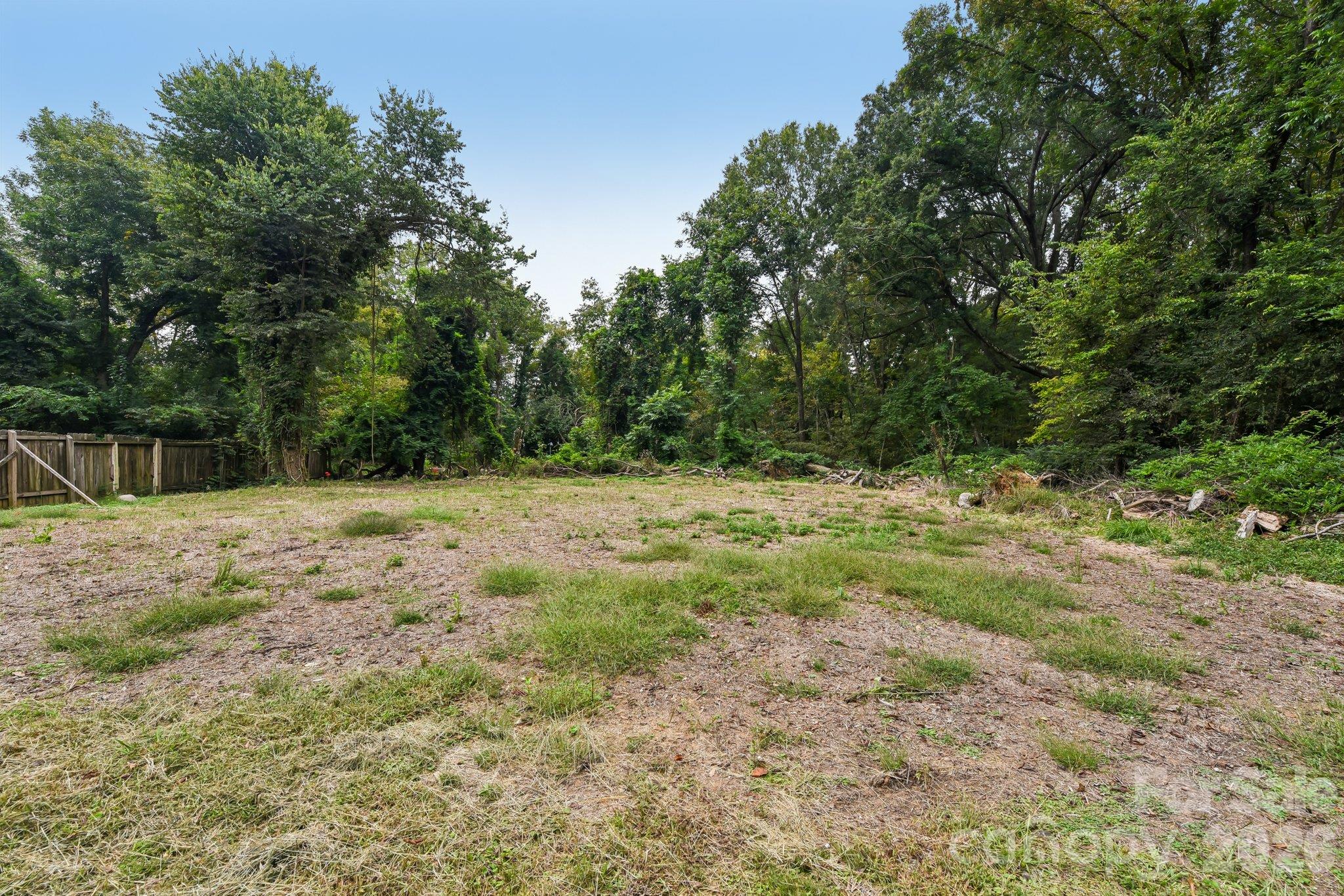 213 Kings Mountain Street B Property Photo 25