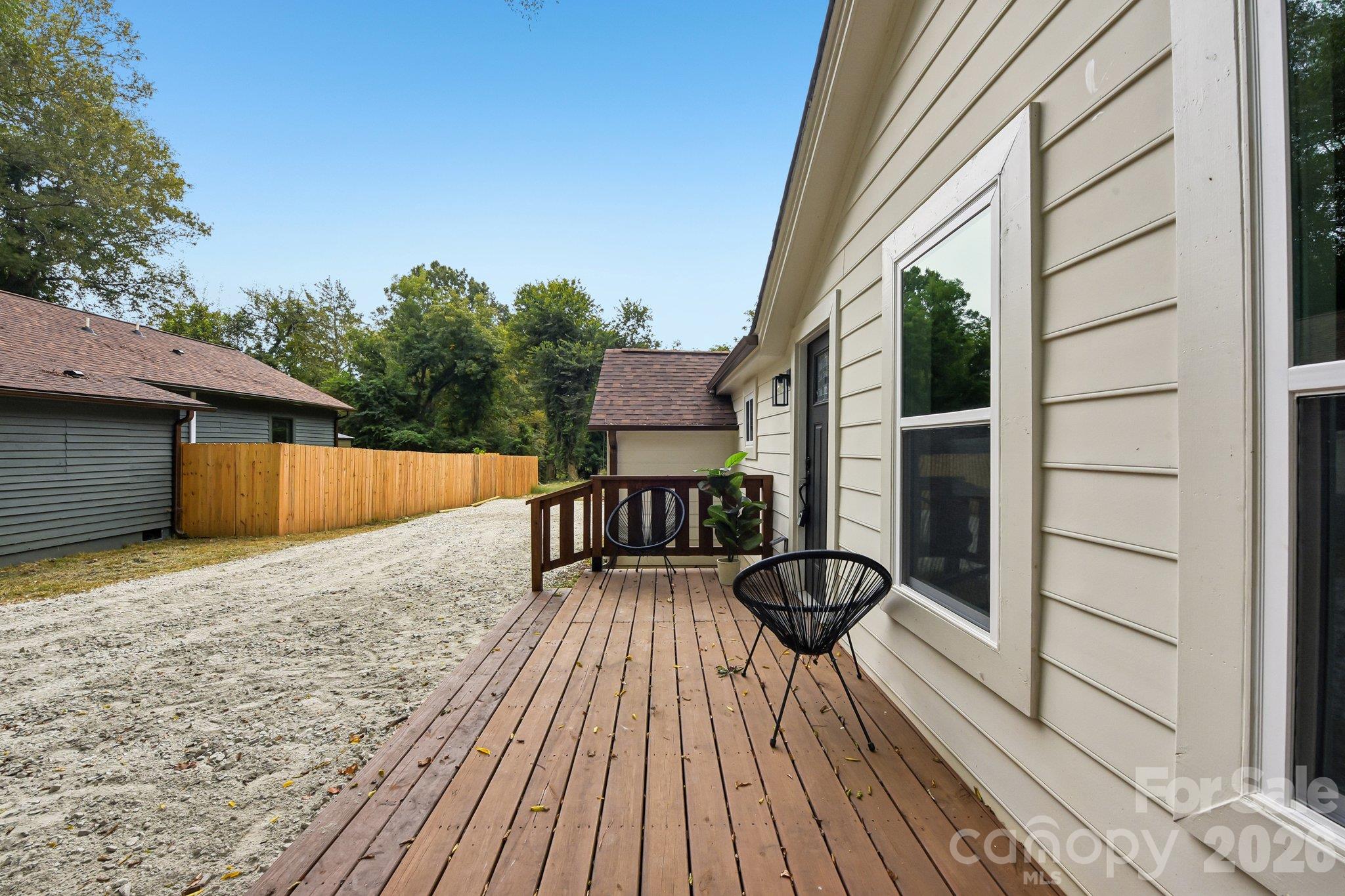 213 Kings Mountain Street B Property Photo 29