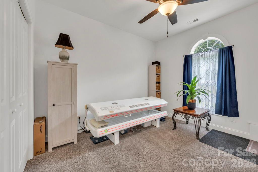1115 King George Court Property Photo 27