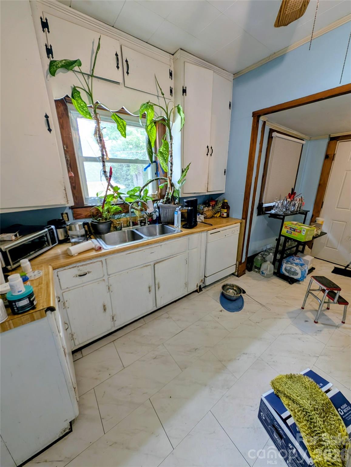 306 Morris Street Property Photo 3
