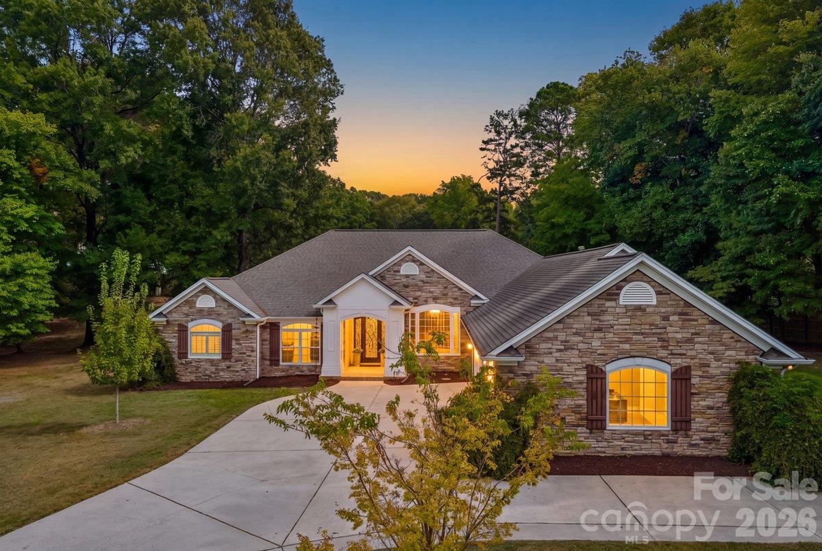 5329 Kuykendall Road Property Photo 1