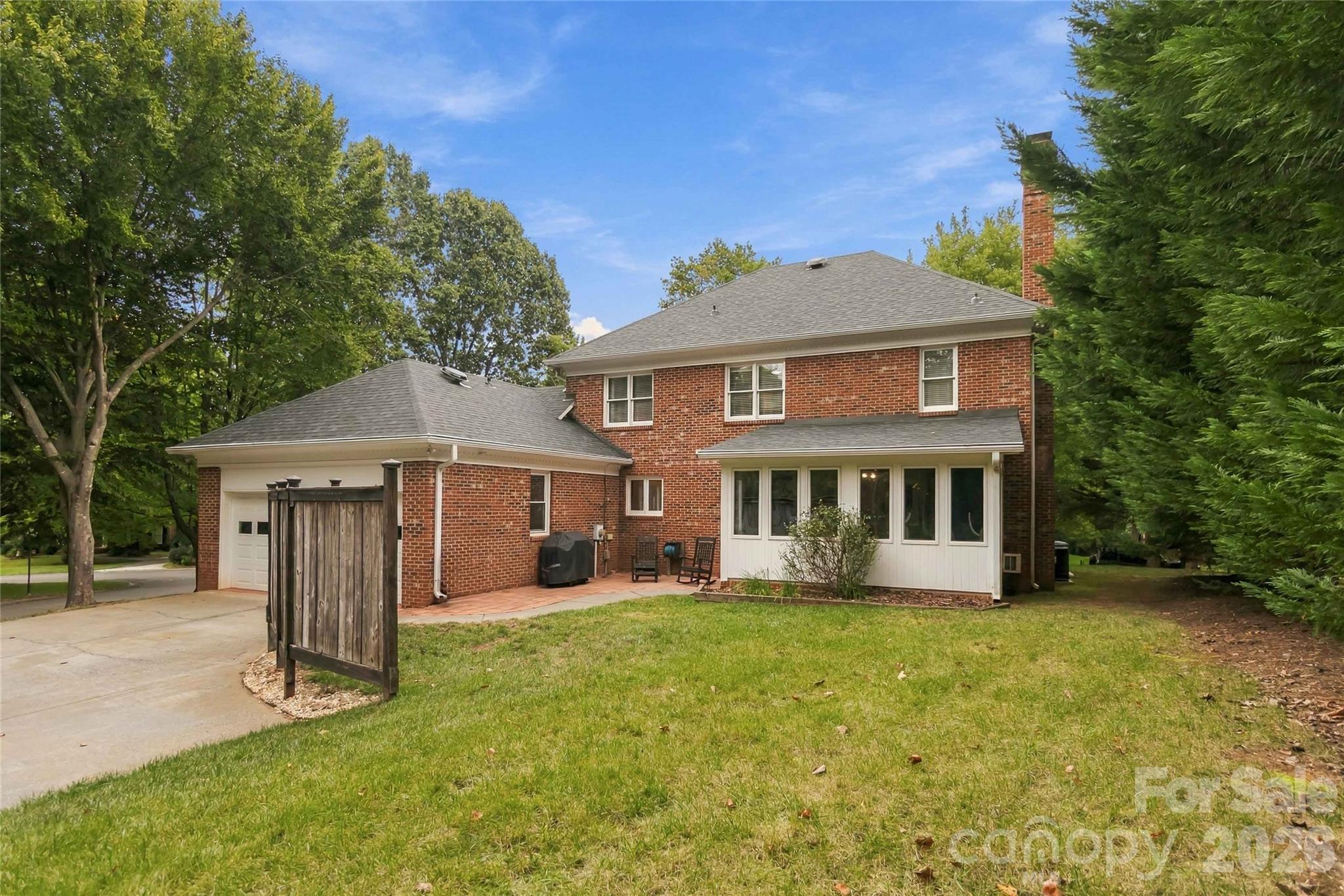 9414 Tillot Drive Property Photo 32