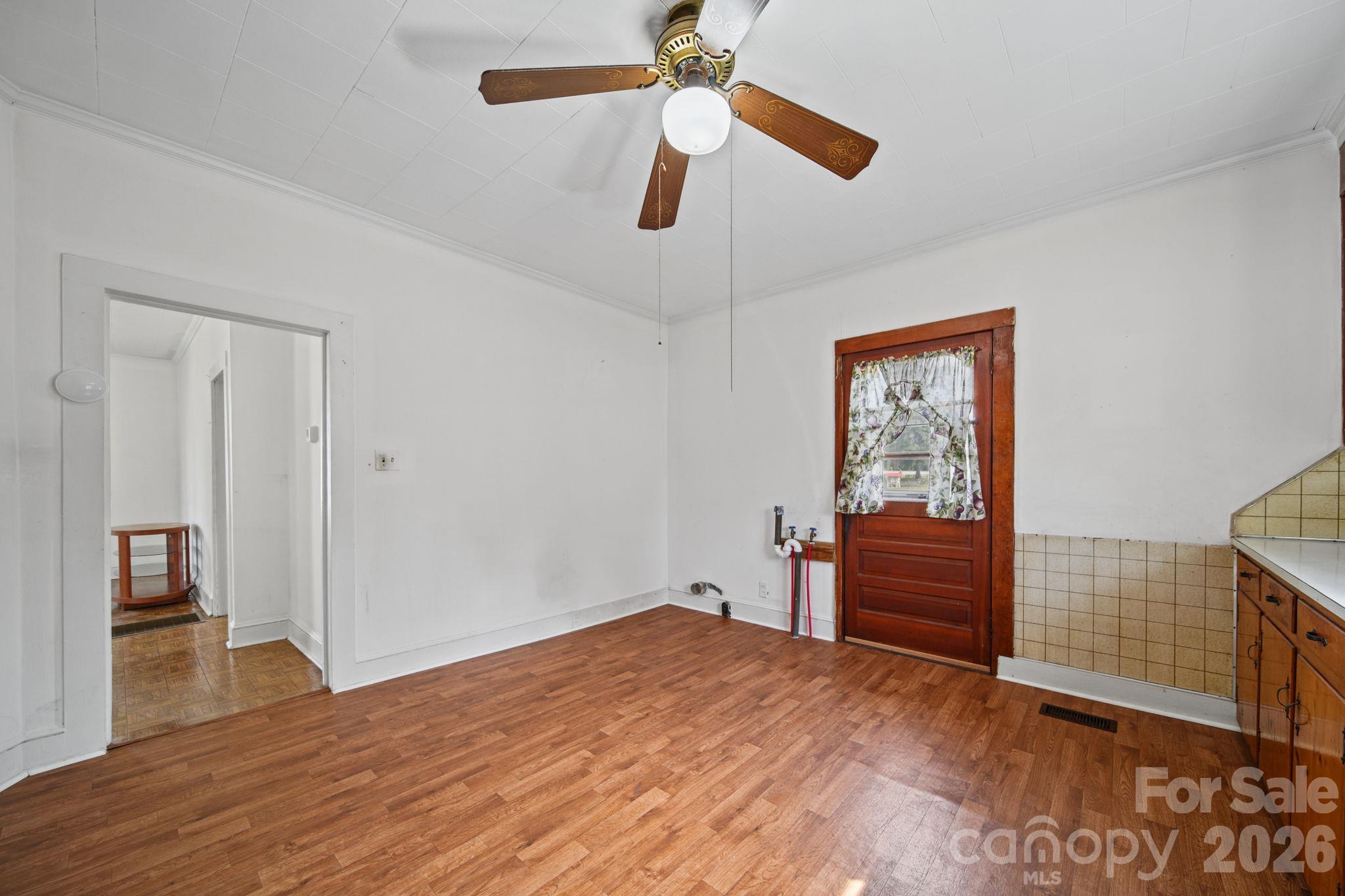 227 School Street Property Photo 10