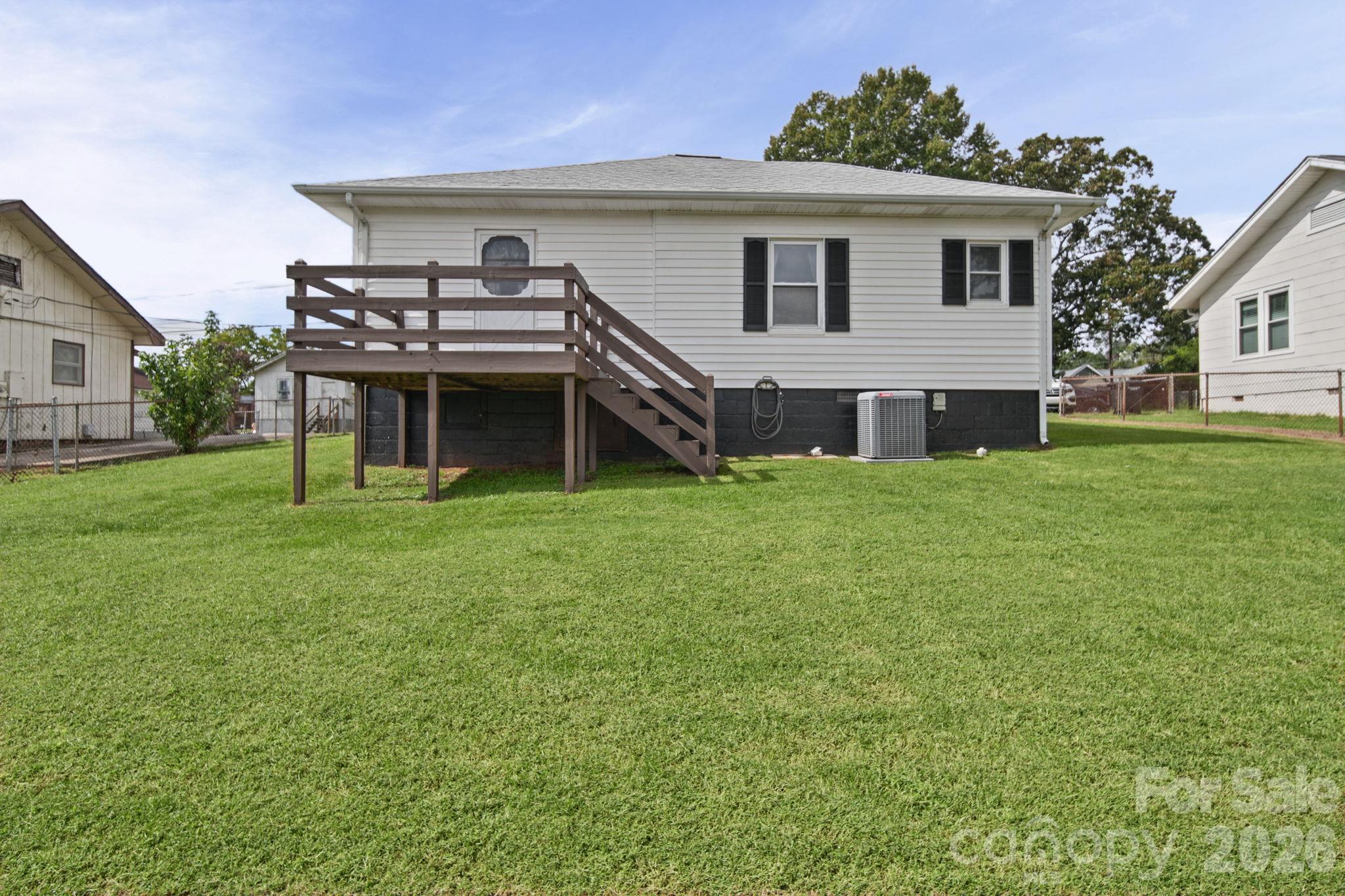 227 School Street Property Photo 16