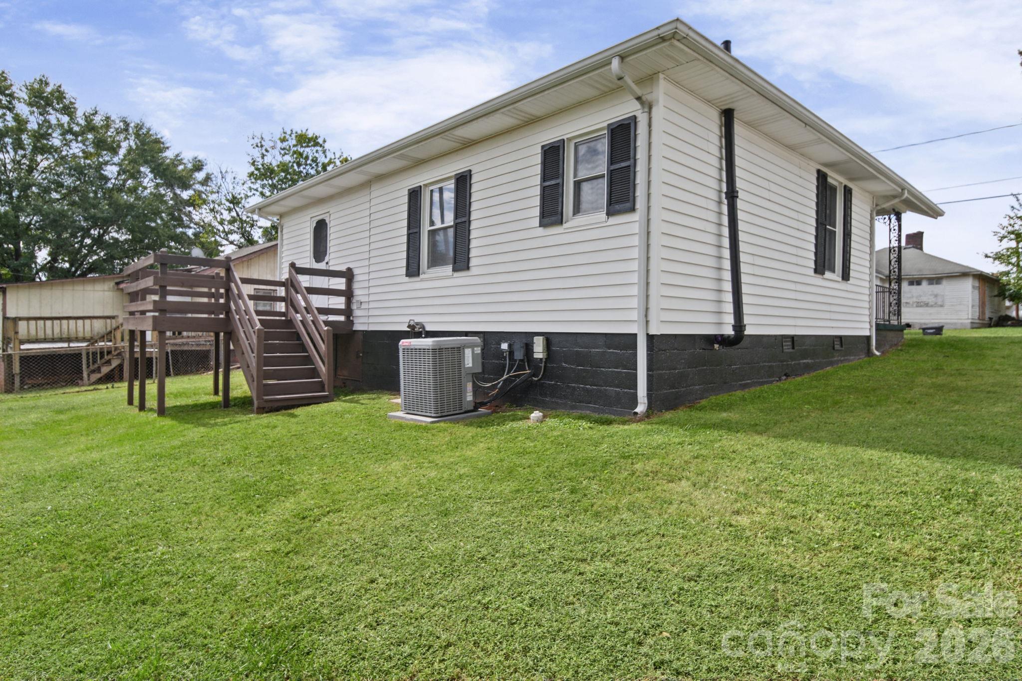 227 School Street Property Photo 17