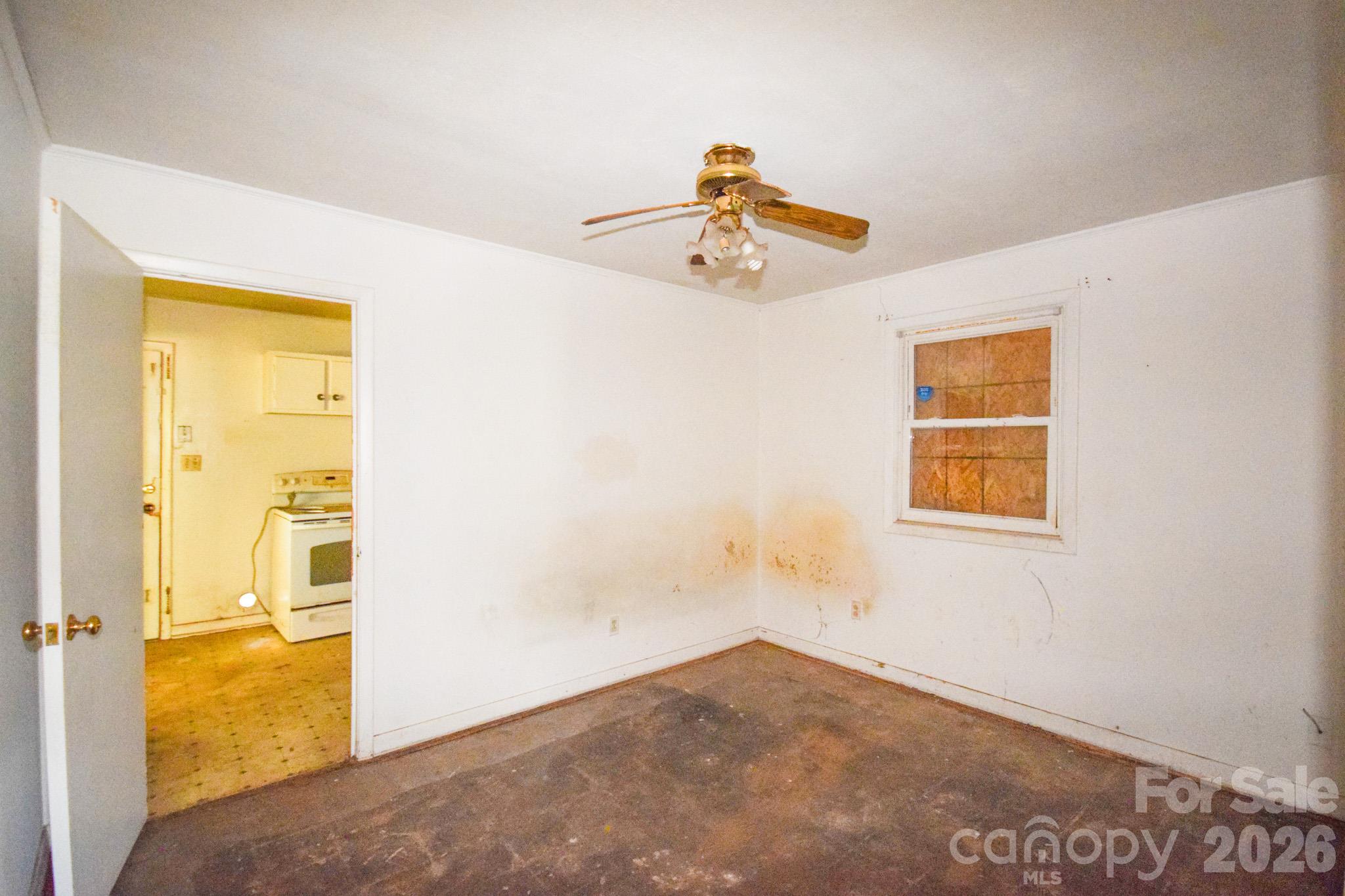 2715 Southwest Boulevard Property Photo 5
