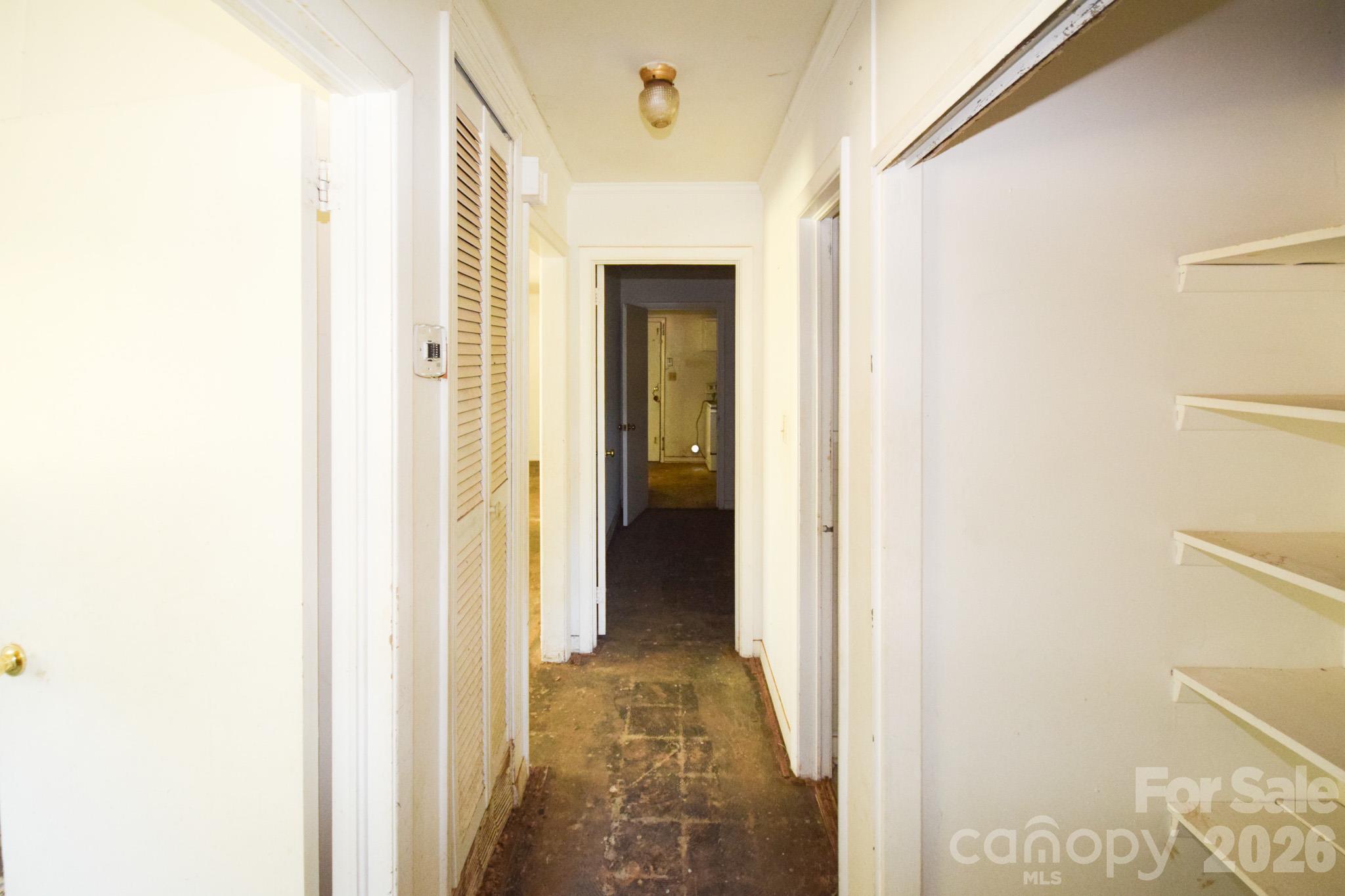 2715 Southwest Boulevard Property Photo 7