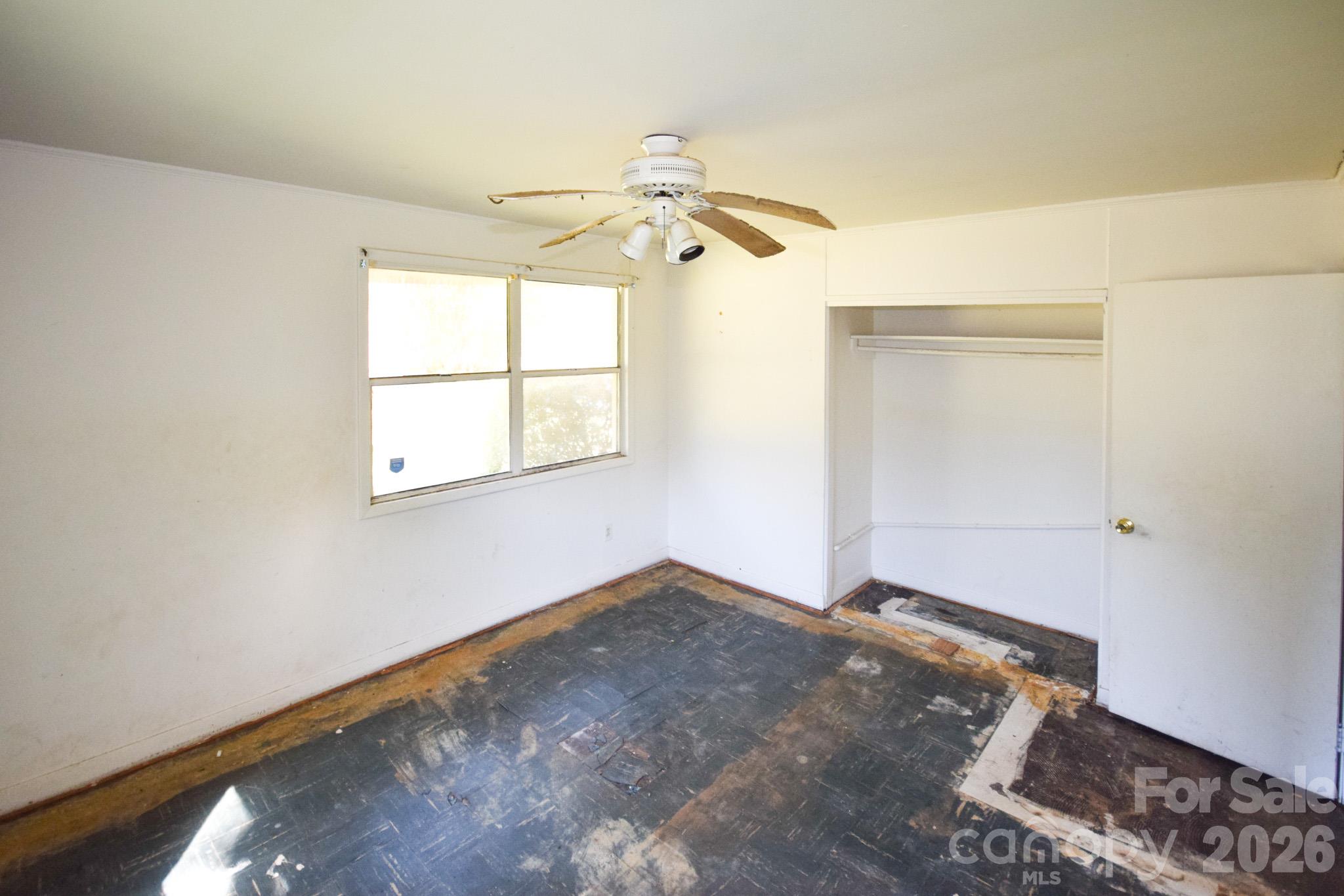 2715 Southwest Boulevard Property Photo 14