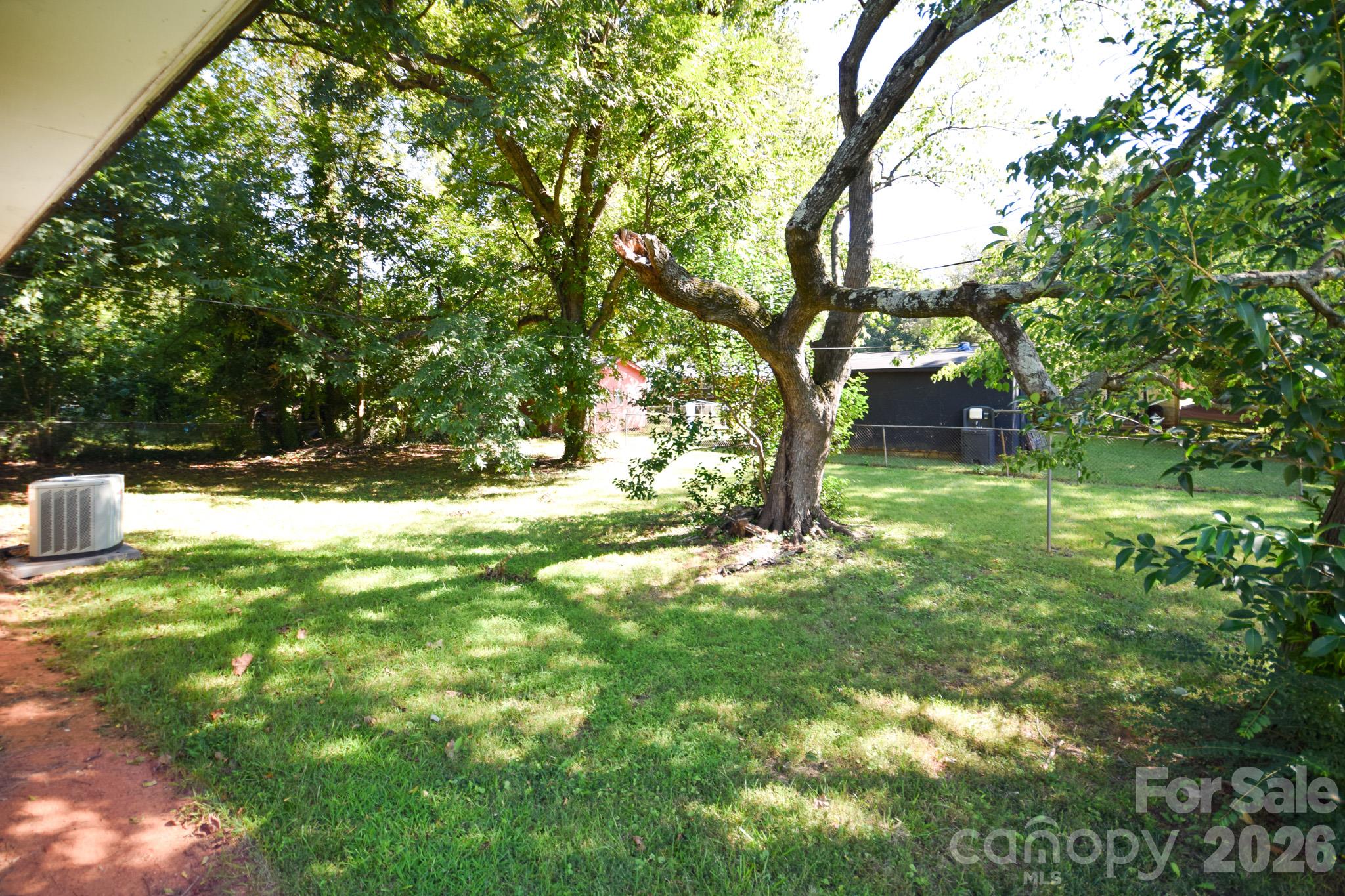 2715 Southwest Boulevard Property Photo 15