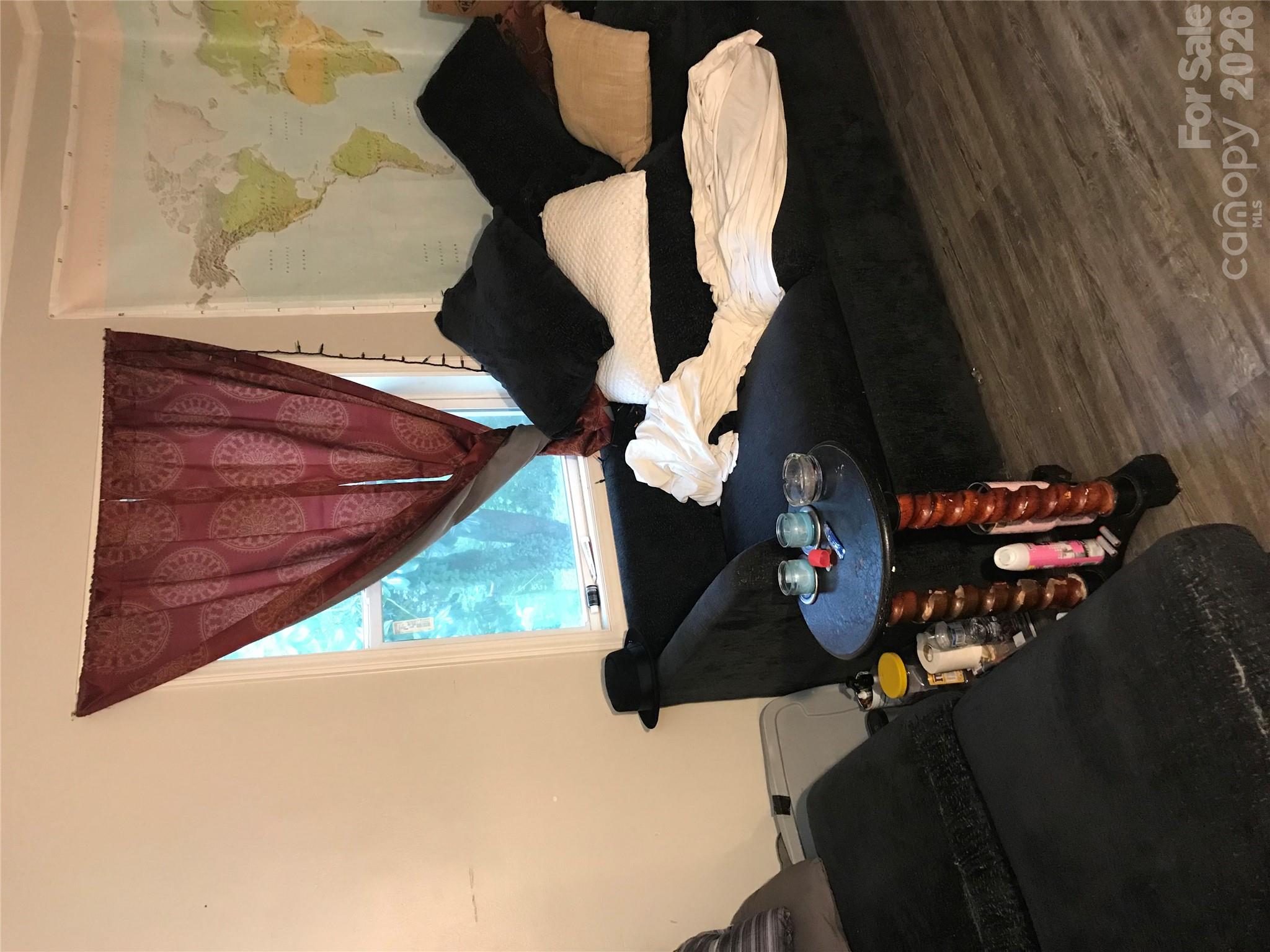 737 Cantwell Street Property Photo 3
