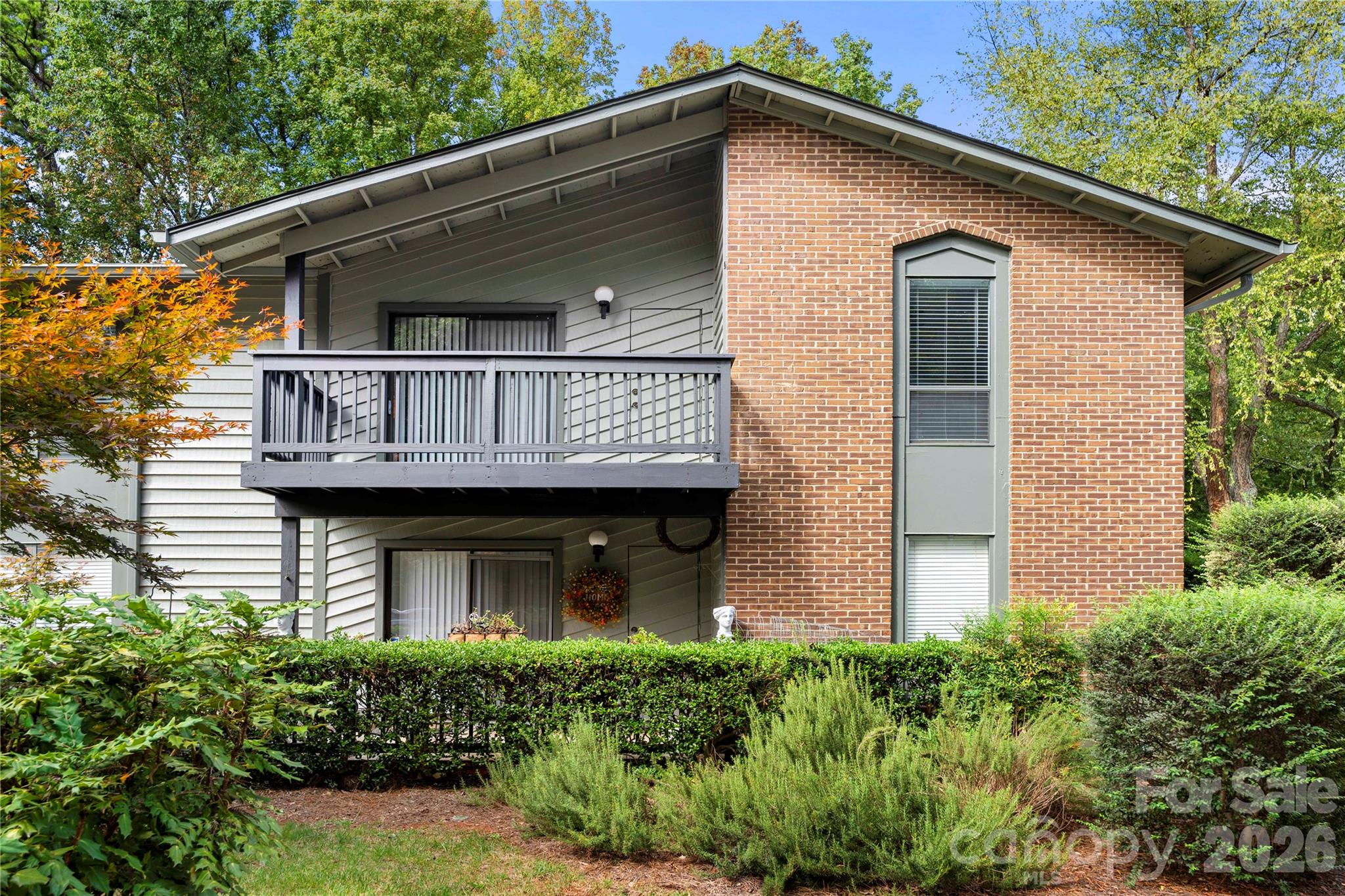 4906 Sardis Road Property Photo 1