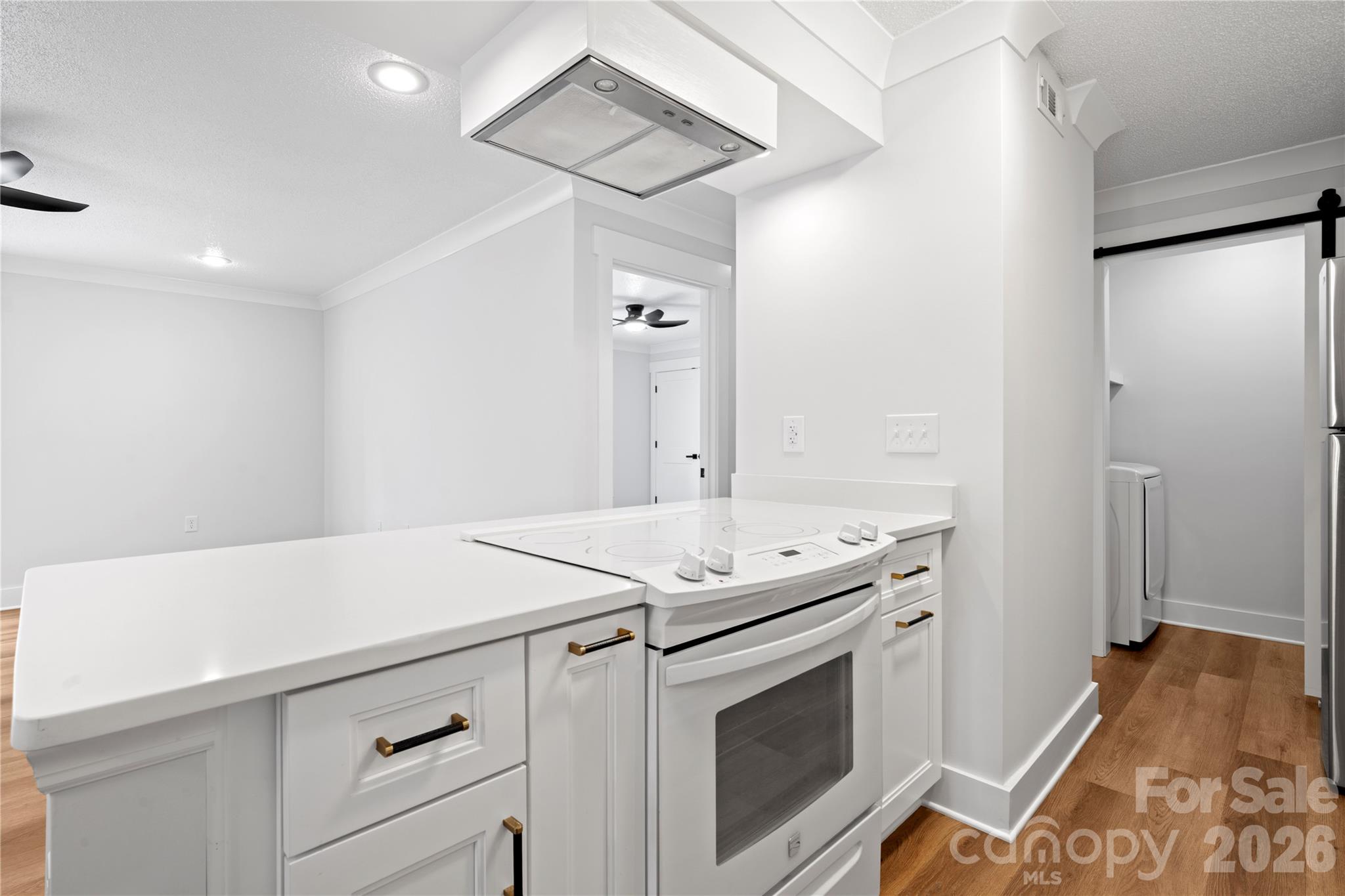 4906 Sardis Road Property Photo 12