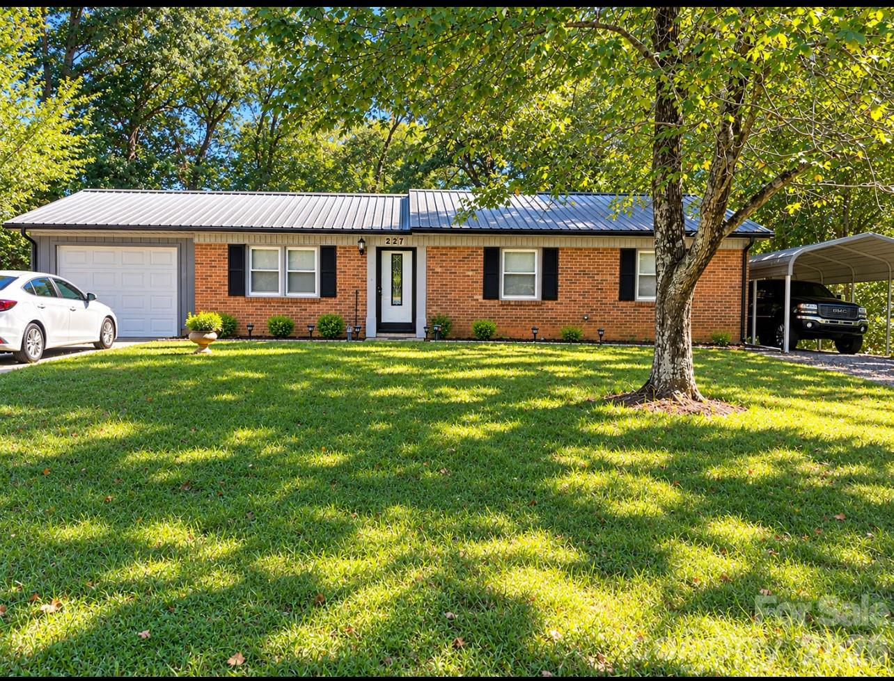 4431771 Property Photo 1