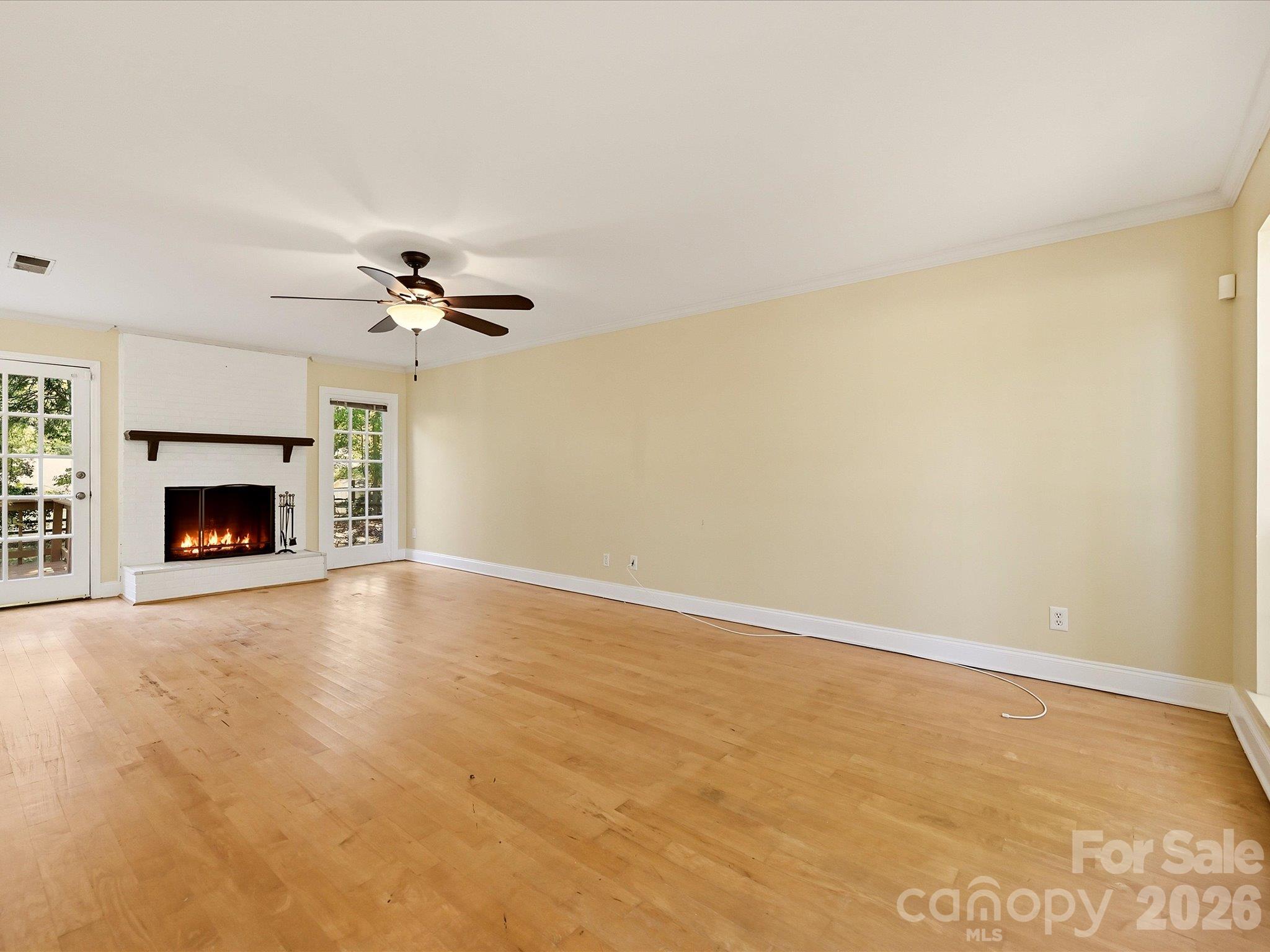 8614 Golf Ridge Drive Property Photo 3